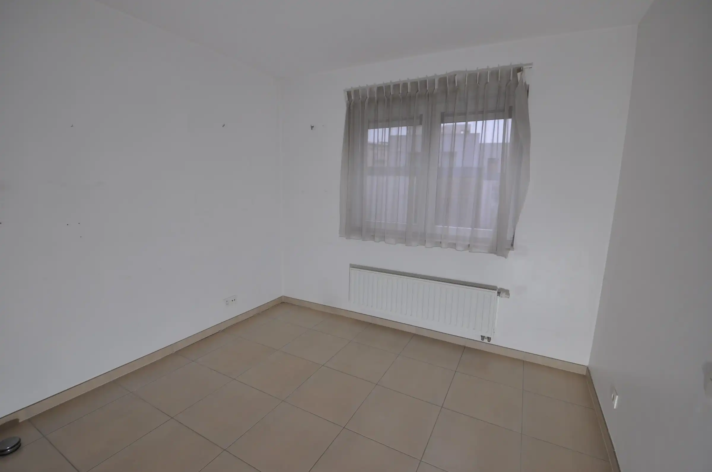 Instapklaar recent appartement met terras op een  centrale ligging foto 18