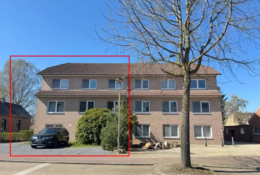 OPBRENGSTEIGENDOM (H.O.B.) foto {{pictureIndex}}