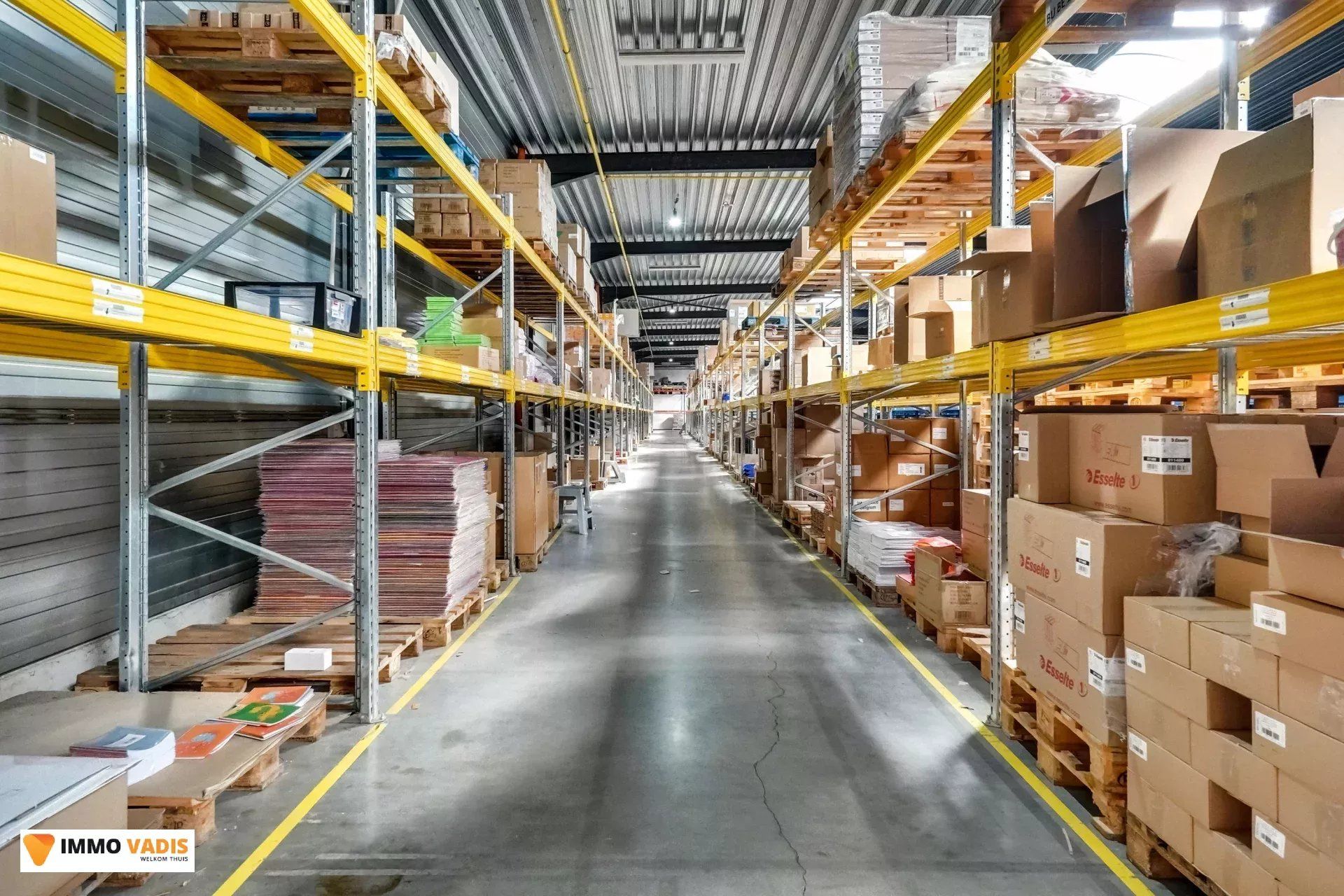 Industrieel gebouw 1500 m² op strategische locatie foto 10