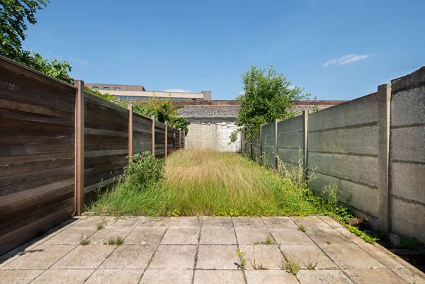 Een eengezinswoning met 3 slaapkamers en tuin, gelegen in het stadscentrum foto 10