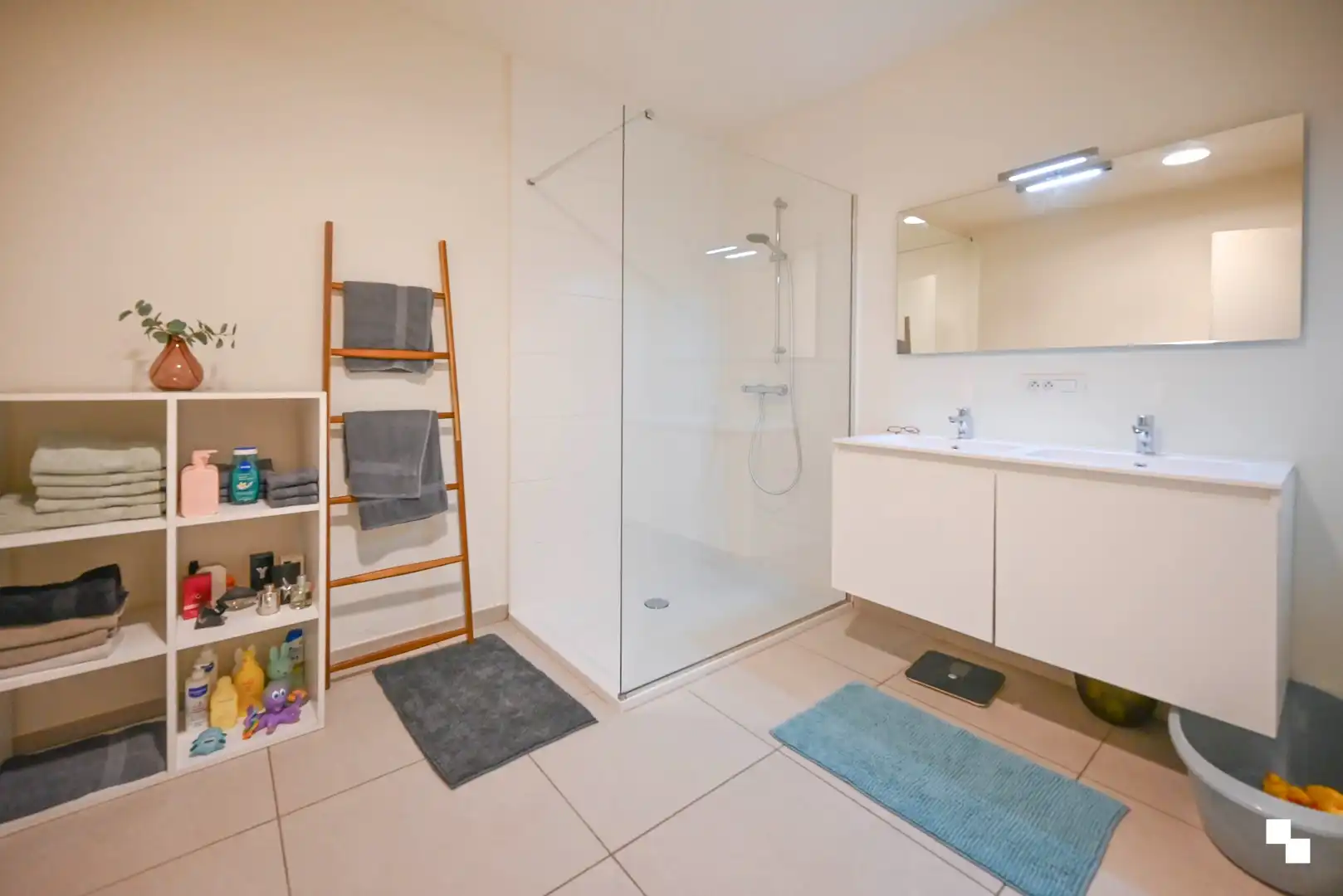 Ruim appartement in het centrum van Ooigem foto 7
