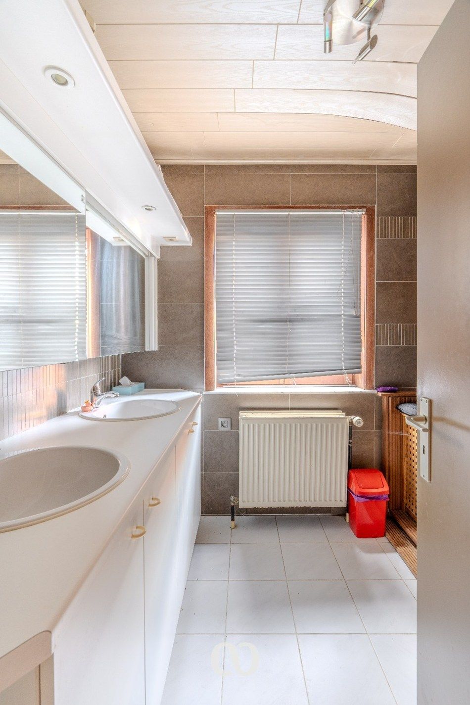 Handelspand met woonst en mogelijkheden in centrum Gavere foto 14