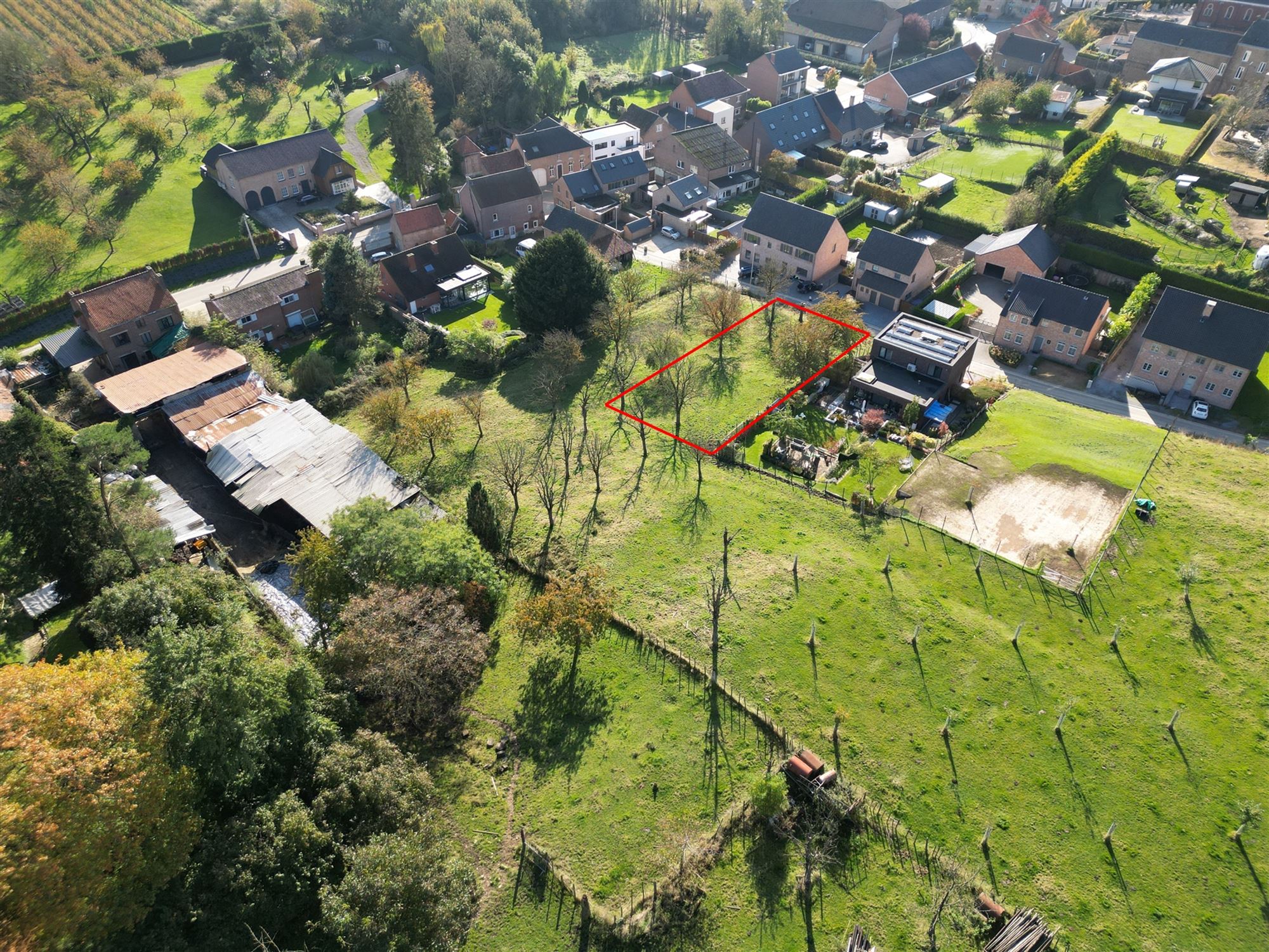 GOED GELEGEN BOUWGROND GESCHIKT VOOR OPEN BEBOUWING GELEGEN IN HET LANDELIJKE GROOT-GELMEN foto 2