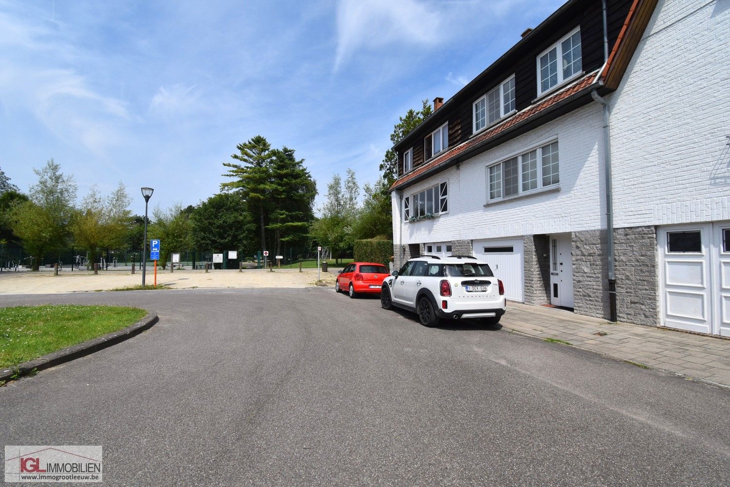 Charmante Woning in Groene Buurt van Ganshoren foto 3