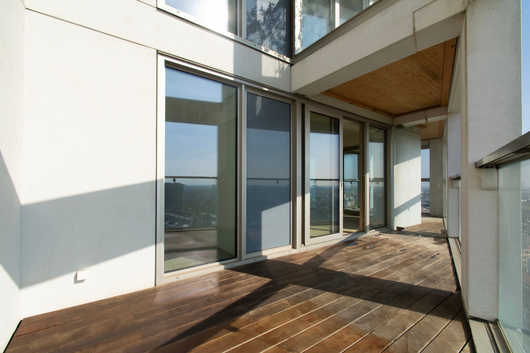 Lichtrijk 2 slpk app. met groot terras en zicht op park foto 7