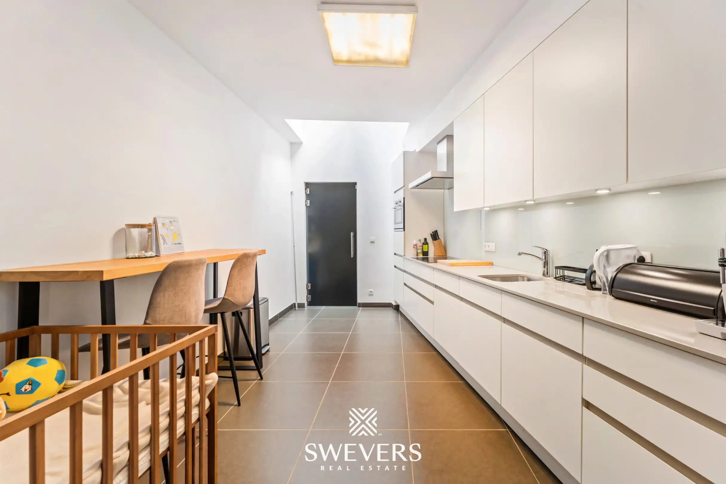 Instapklare woning in het hartje van Sint-Truiden foto 10