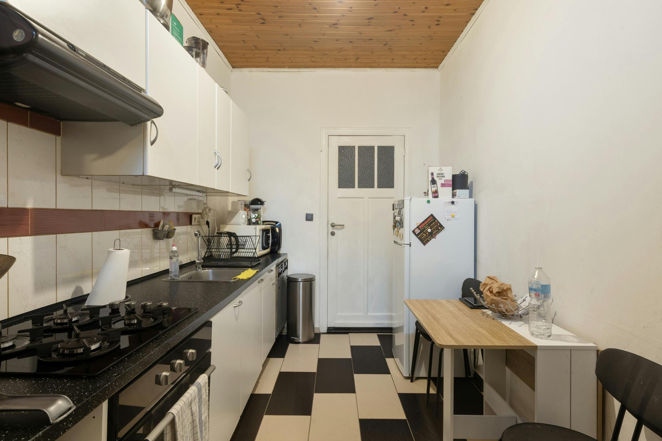 Huis met tal van mogelijkheden te koop in Strombeek-Bever  foto 8
