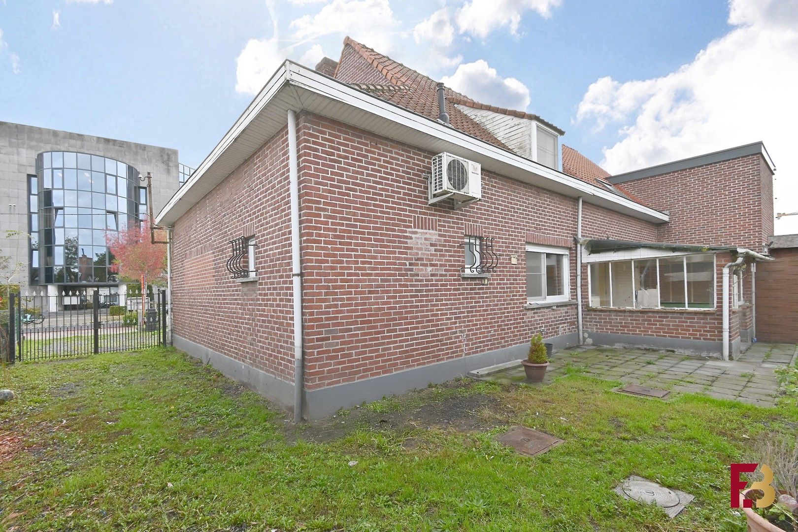 Woning met potentieel, garage en oprit in Zwijnaarde (geen renovatieplicht!) foto 14