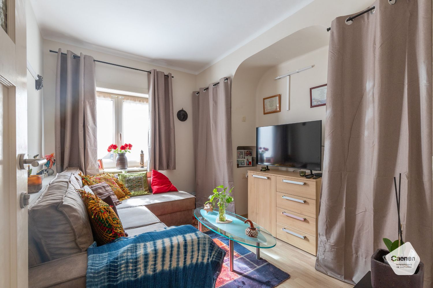 Ruim karakterappartement met 4 slaapkamers, gelegen in historisch pand foto 8