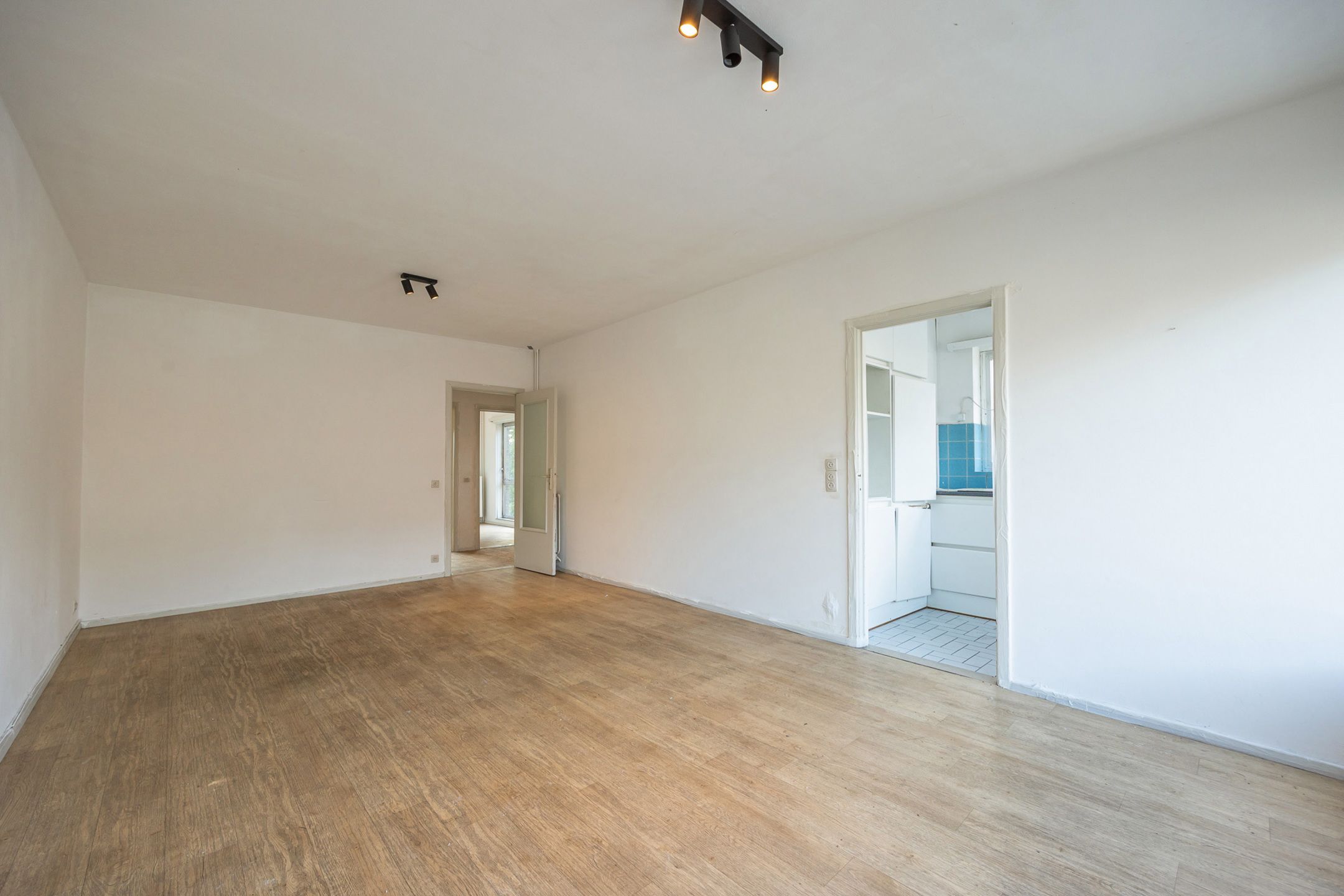 Te renoveren appartement 2slpk + garagebox foto 6
