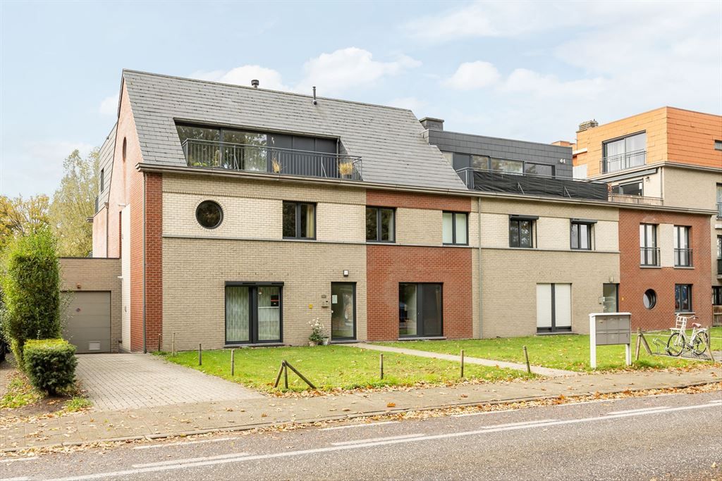 Ruim dakappartement met 2 grote terrassen foto 16