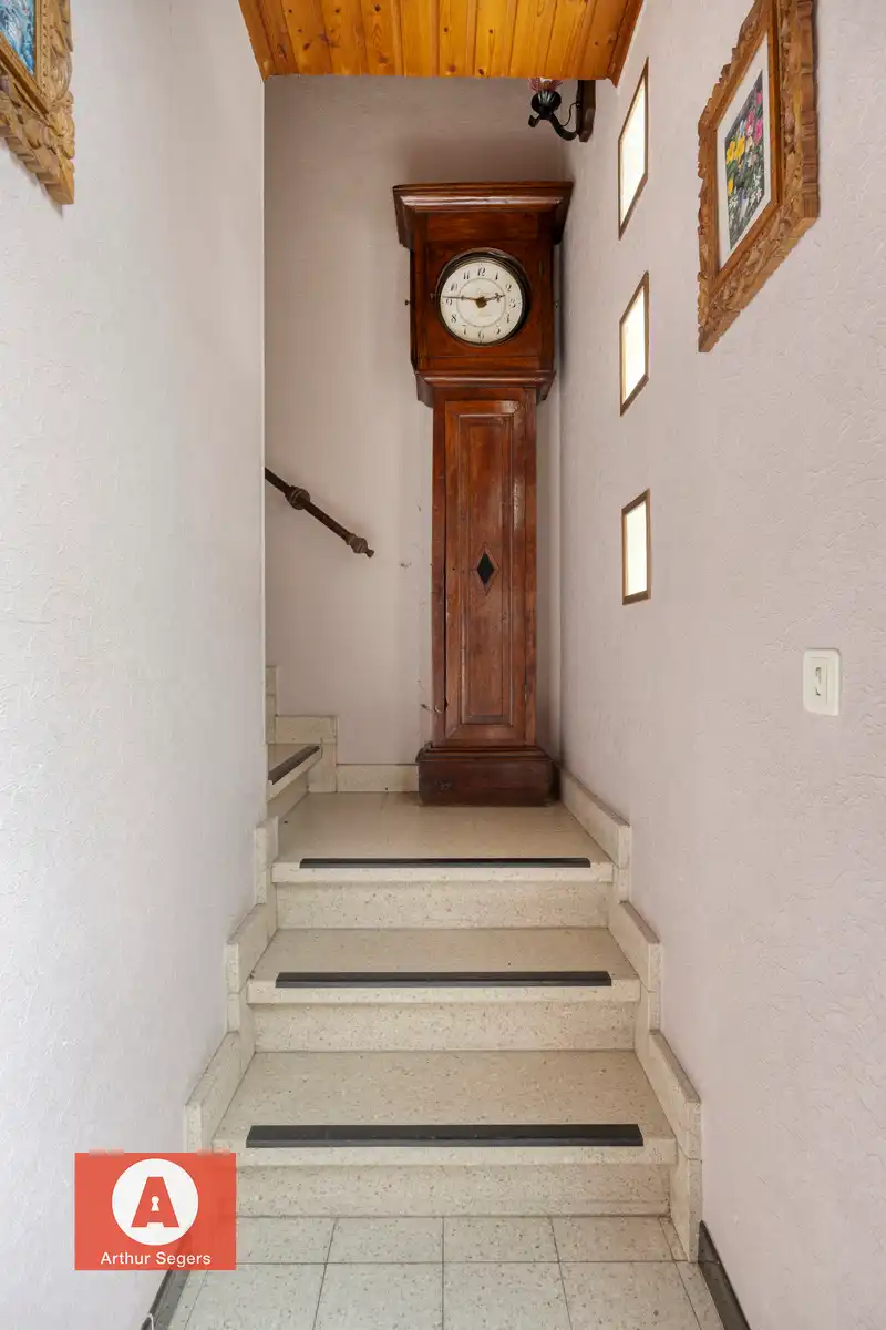 !!! IN OPTIE !!! Op te frissen woning in rustige wijk  foto 13