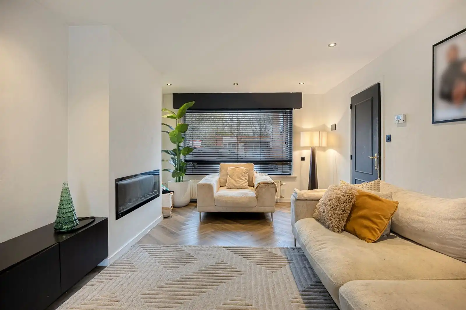 HOB met 3 slpk, garage en tuin foto 3