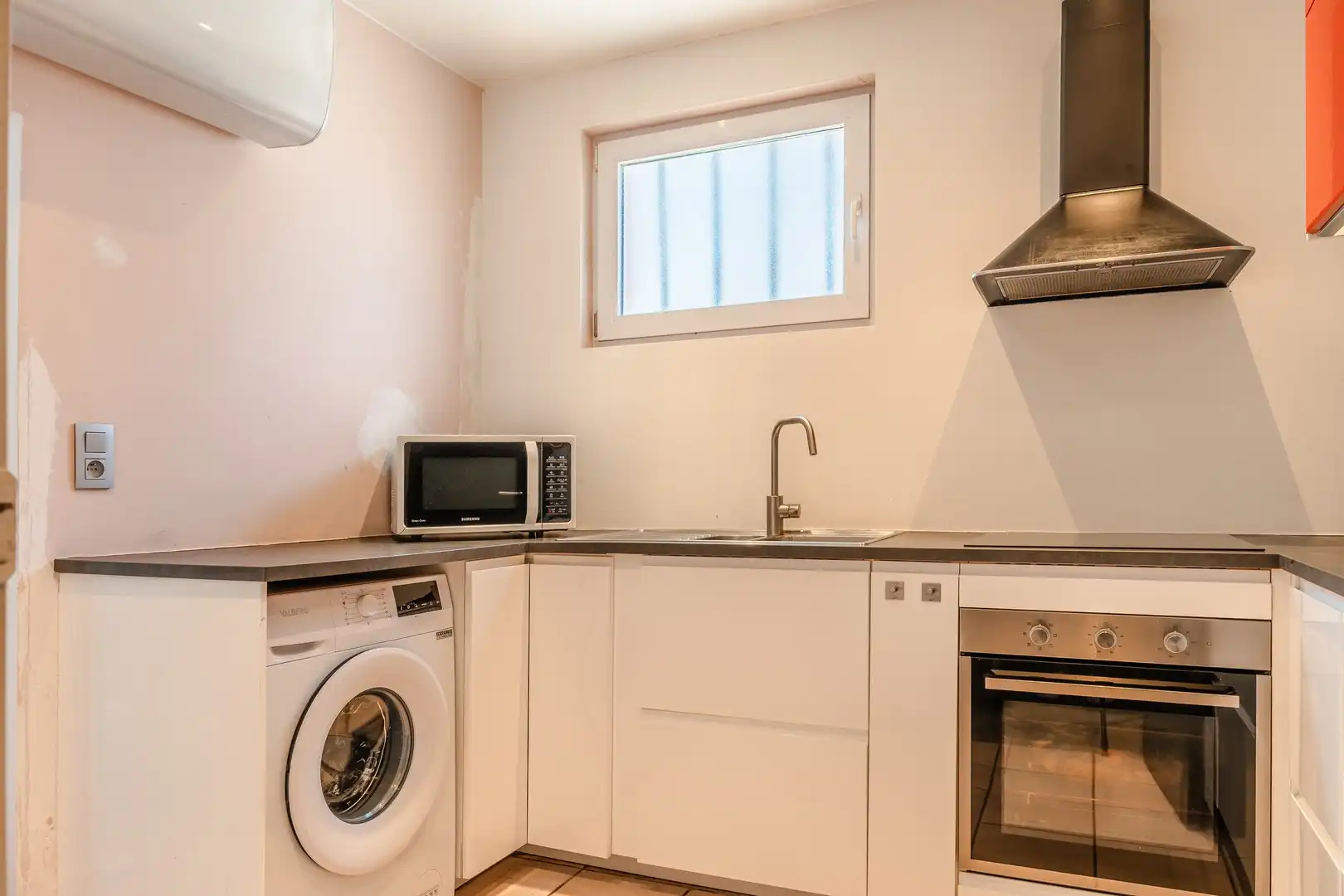 Charmante woning met 4 kamers. foto 11