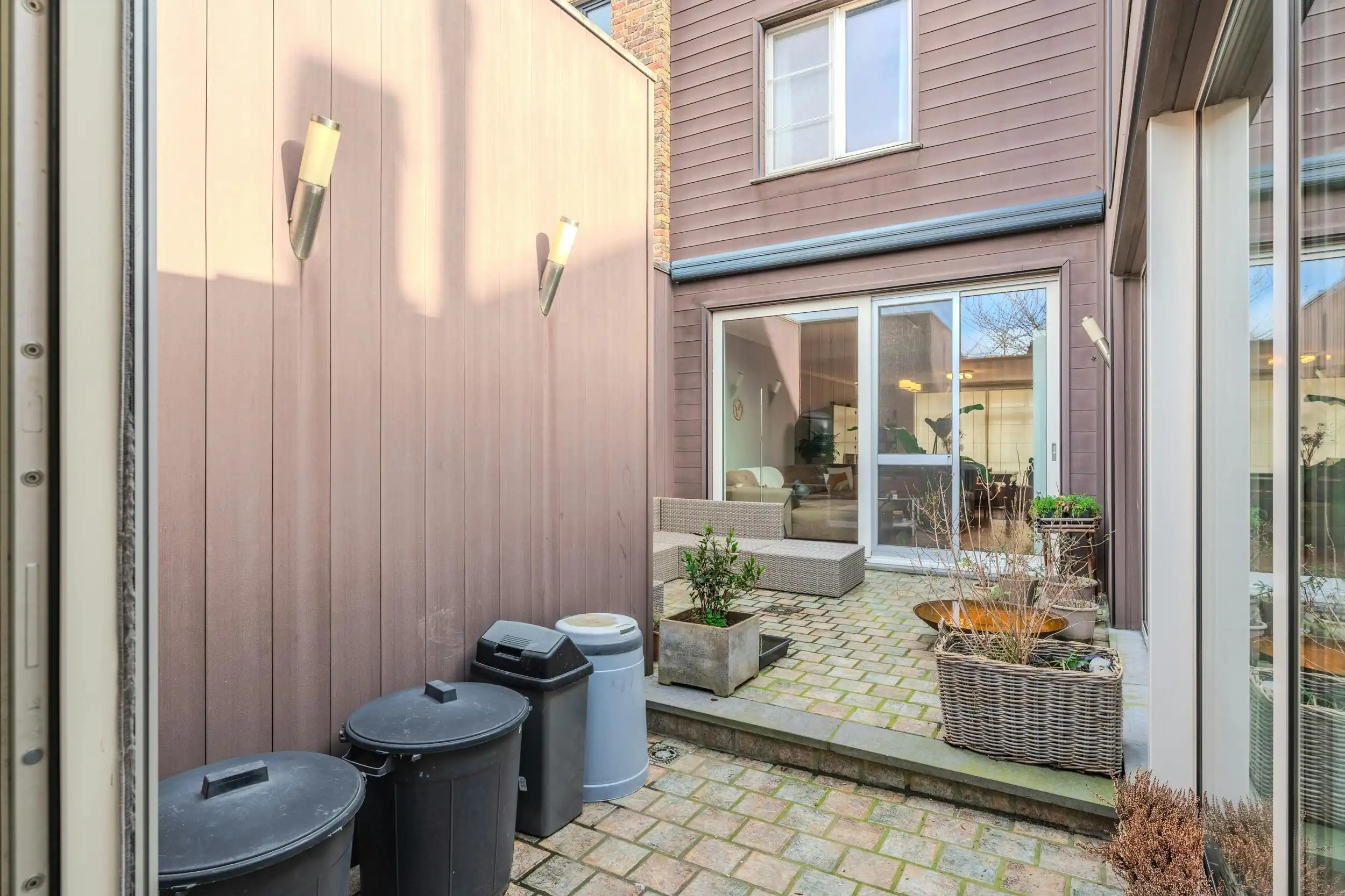 Ruime woning met vijf slaapkamers en gezellige stadskoer foto 20