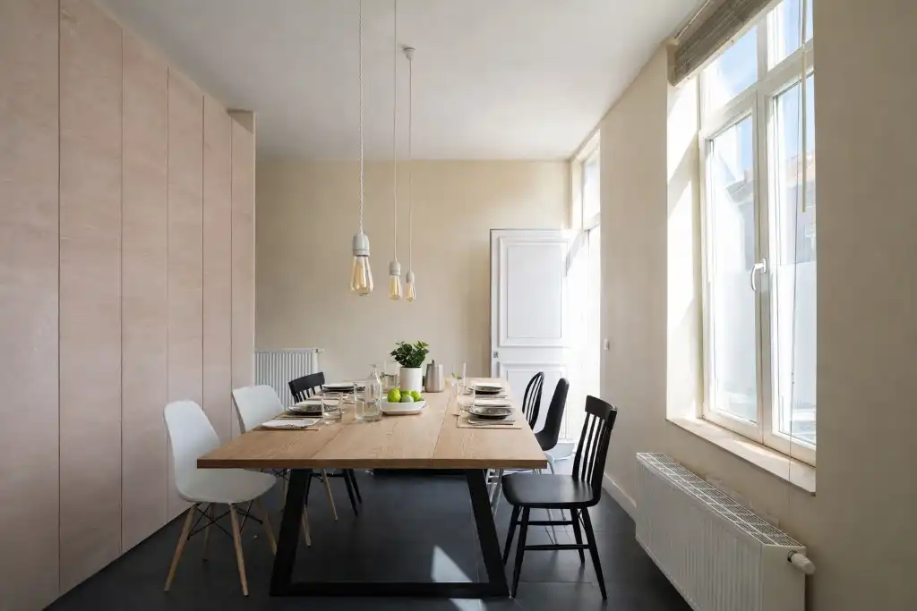 Lichtrijke en instapklare woning met buitenruimte nabij Gent Centrum foto 3