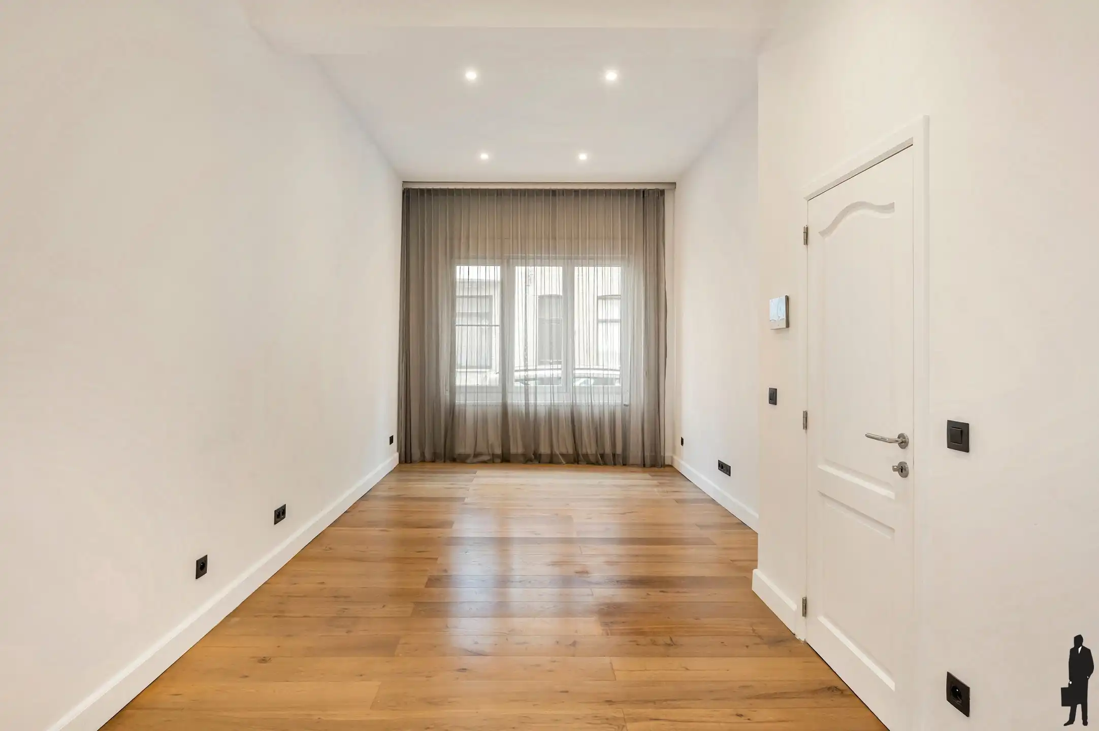 Volledig gerenoveerde woning met +3 slpk en 2 bad foto 4