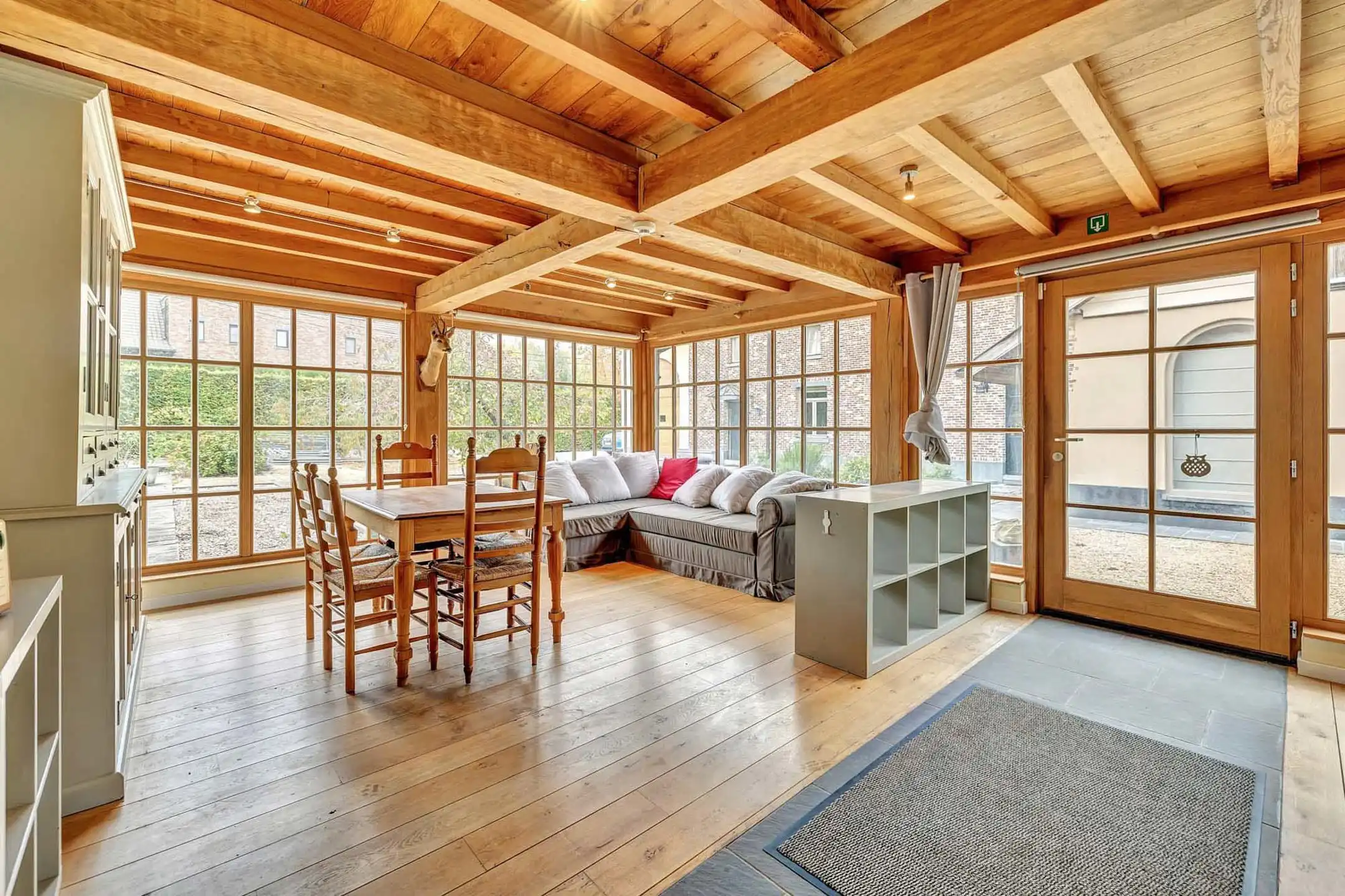 Unieke landelijke woning met zwembad te huur foto 21