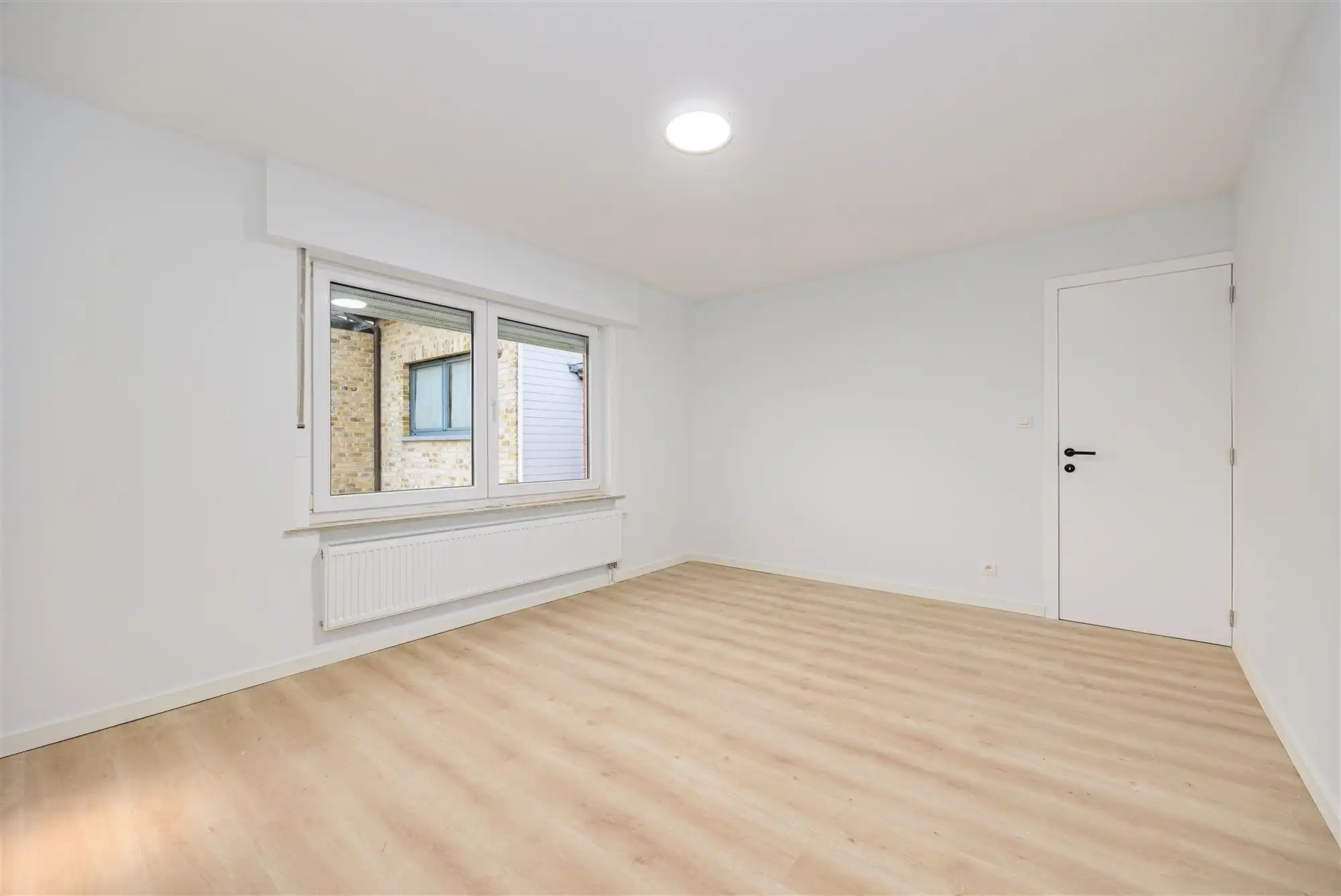 Vergund gerenoveerd appartementsgebouw  foto 33