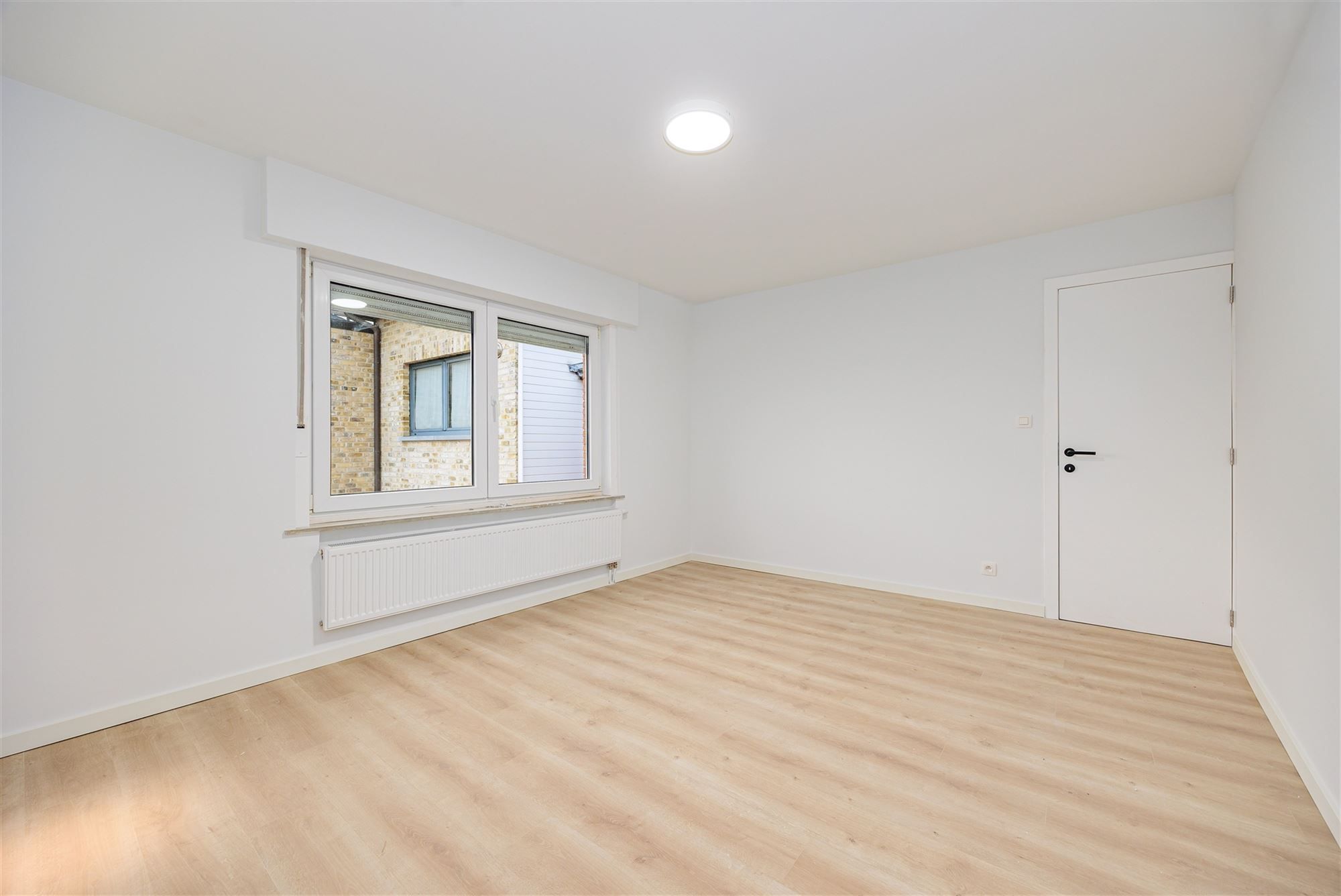 Vergund gerenoveerd appartementsgebouw  foto 33