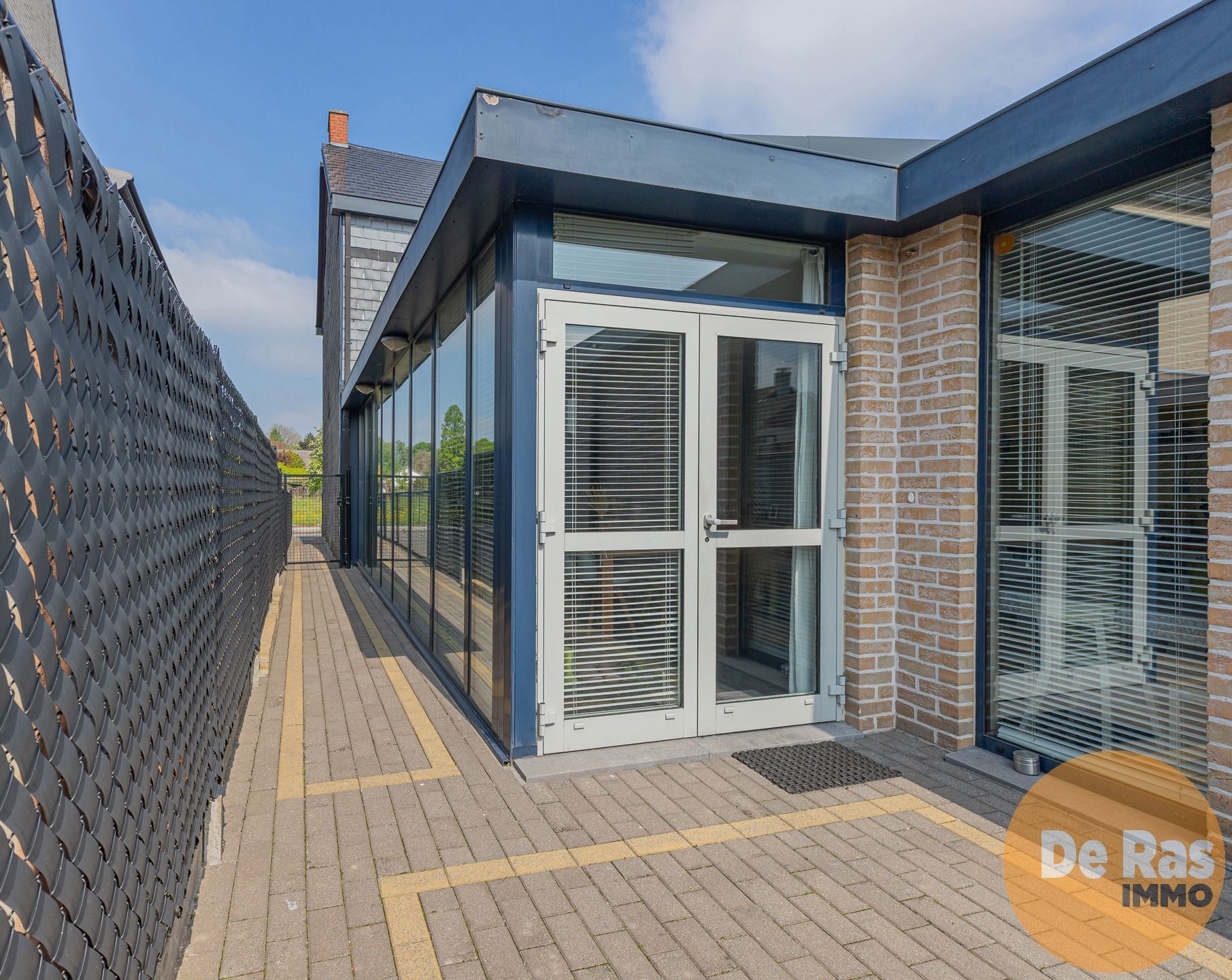 WICHELEN - Perfect instapklare woning op een rustige locatie foto 21