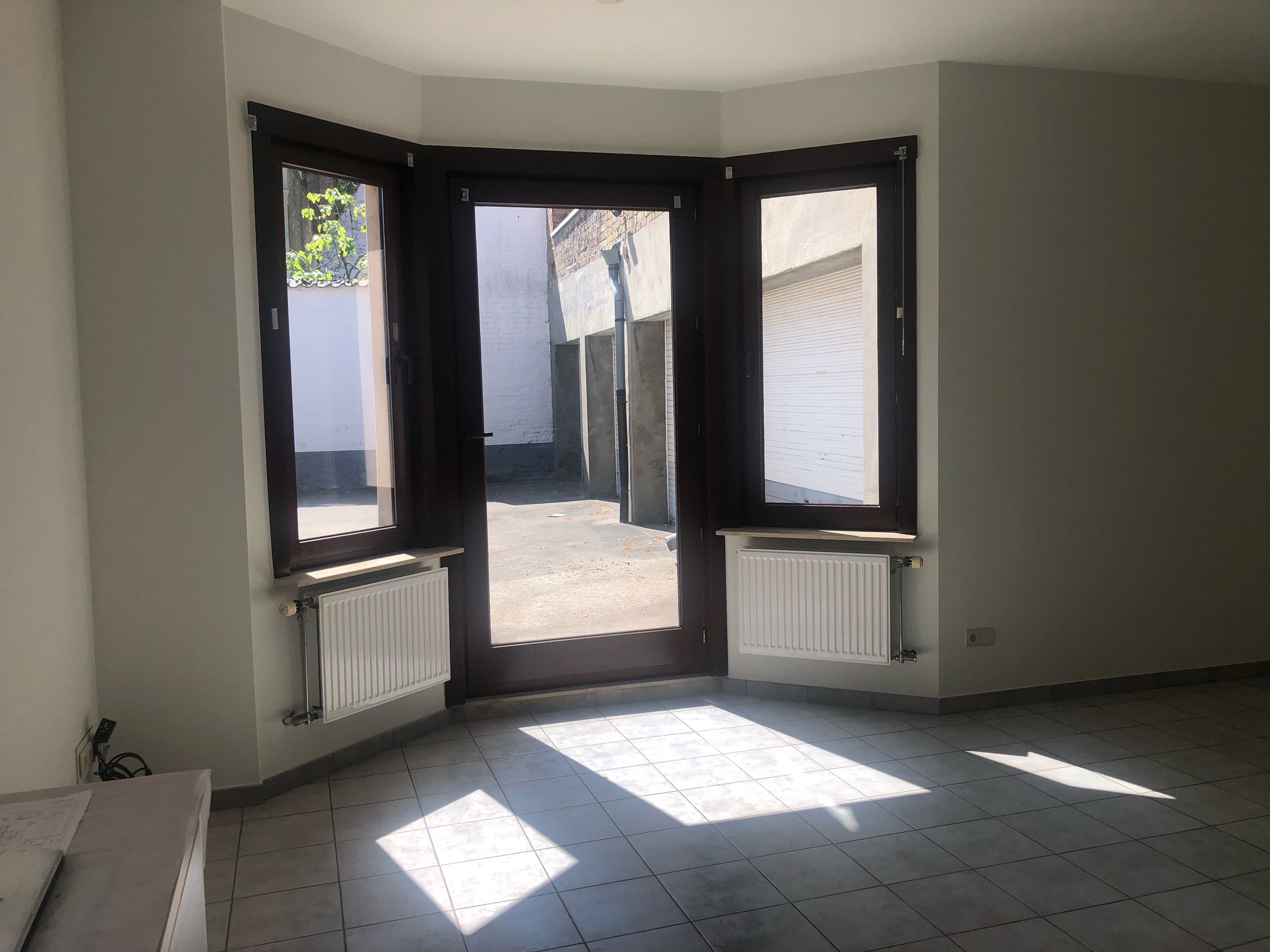 Volledig vernieuwde gelijkvloerse studio in de Brugse binnenstad foto 12