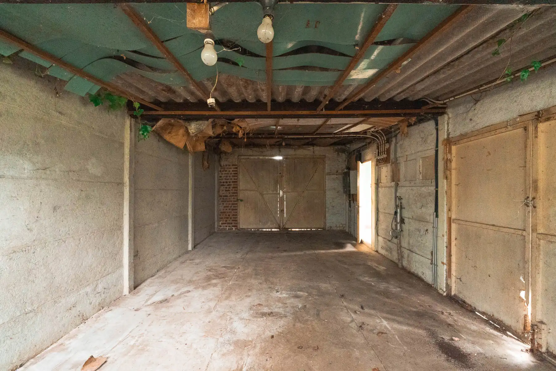 Gezellige, te renoveren open woning in een rustige straat foto 29