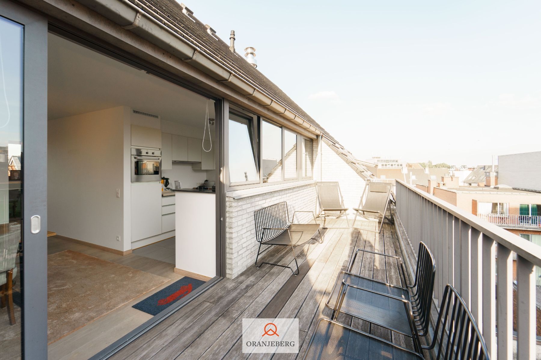 Ruim 2-slaapkamer appartement met terras centrum-Gent nabij Zuid foto 3