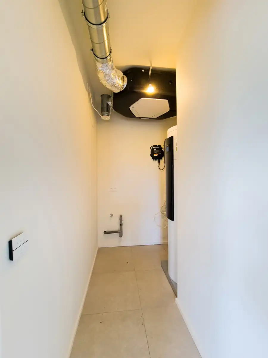 Rustig en comfortabel 2slpk appt. met zicht op park  foto 14