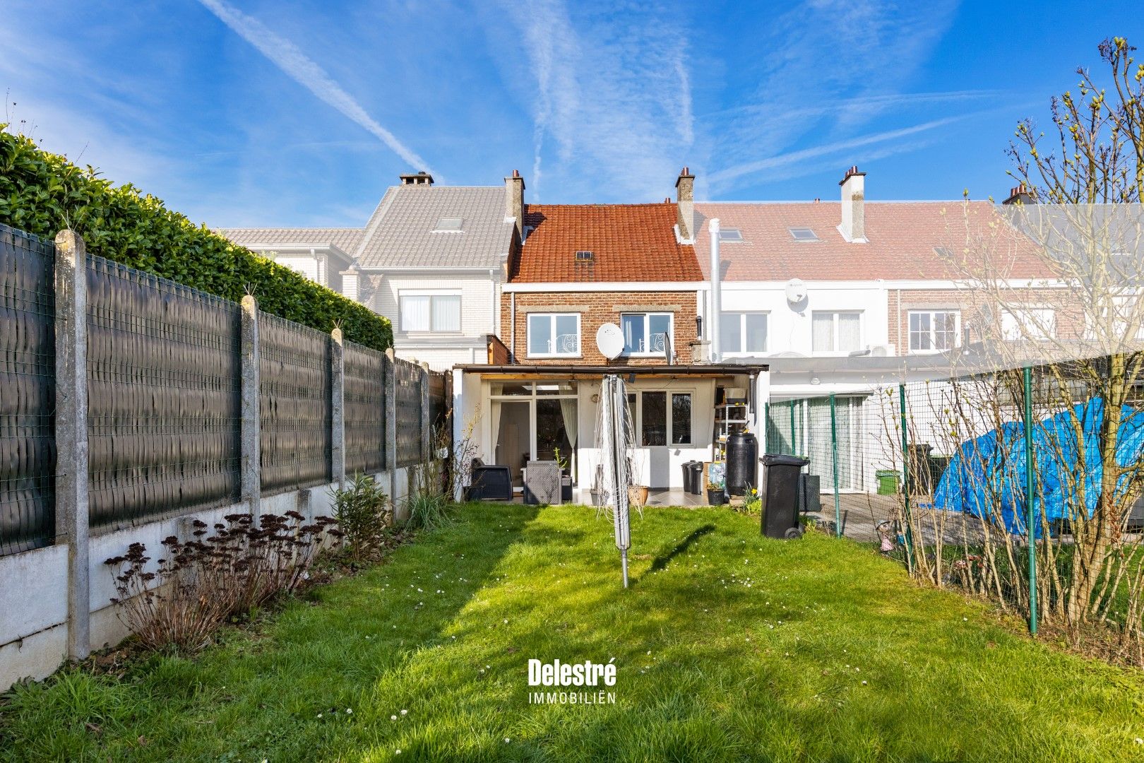 ** IN OPTIE ** INSTAPKLARE, MAKKELIJK BEREIKBARE WONING MET TUIN foto 3