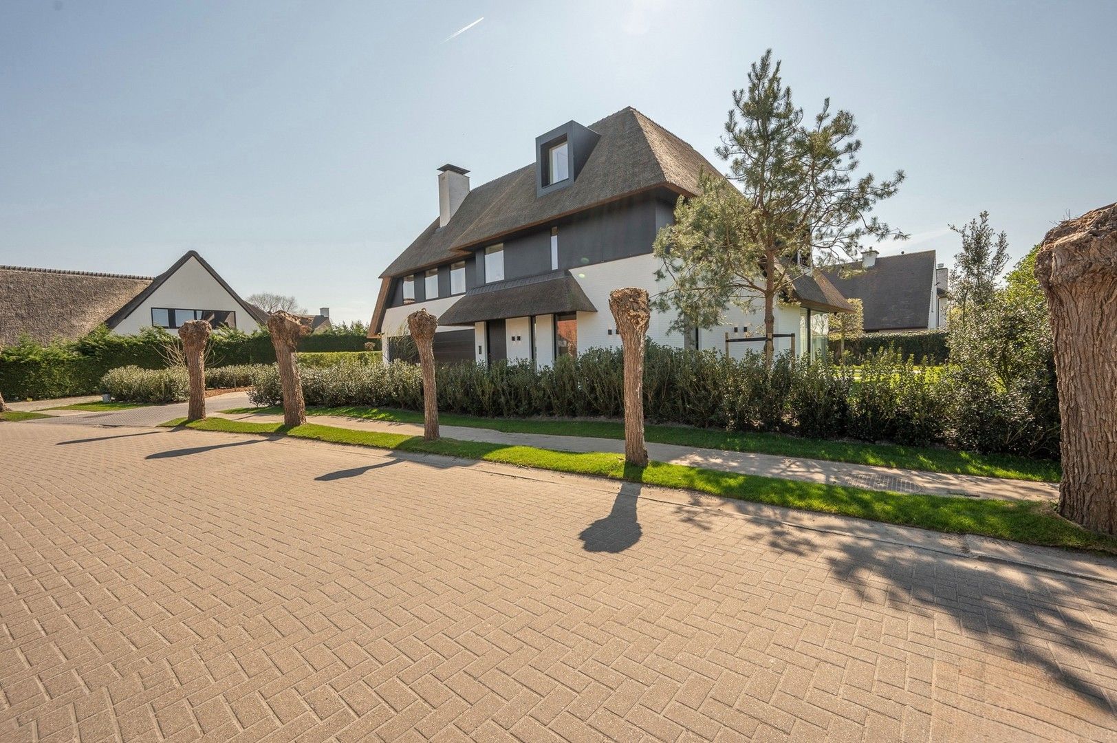 Uitzonderlijke luxueuze nieuwbouwvilla met zwembad in een residentiële buurt te Knokke foto 86