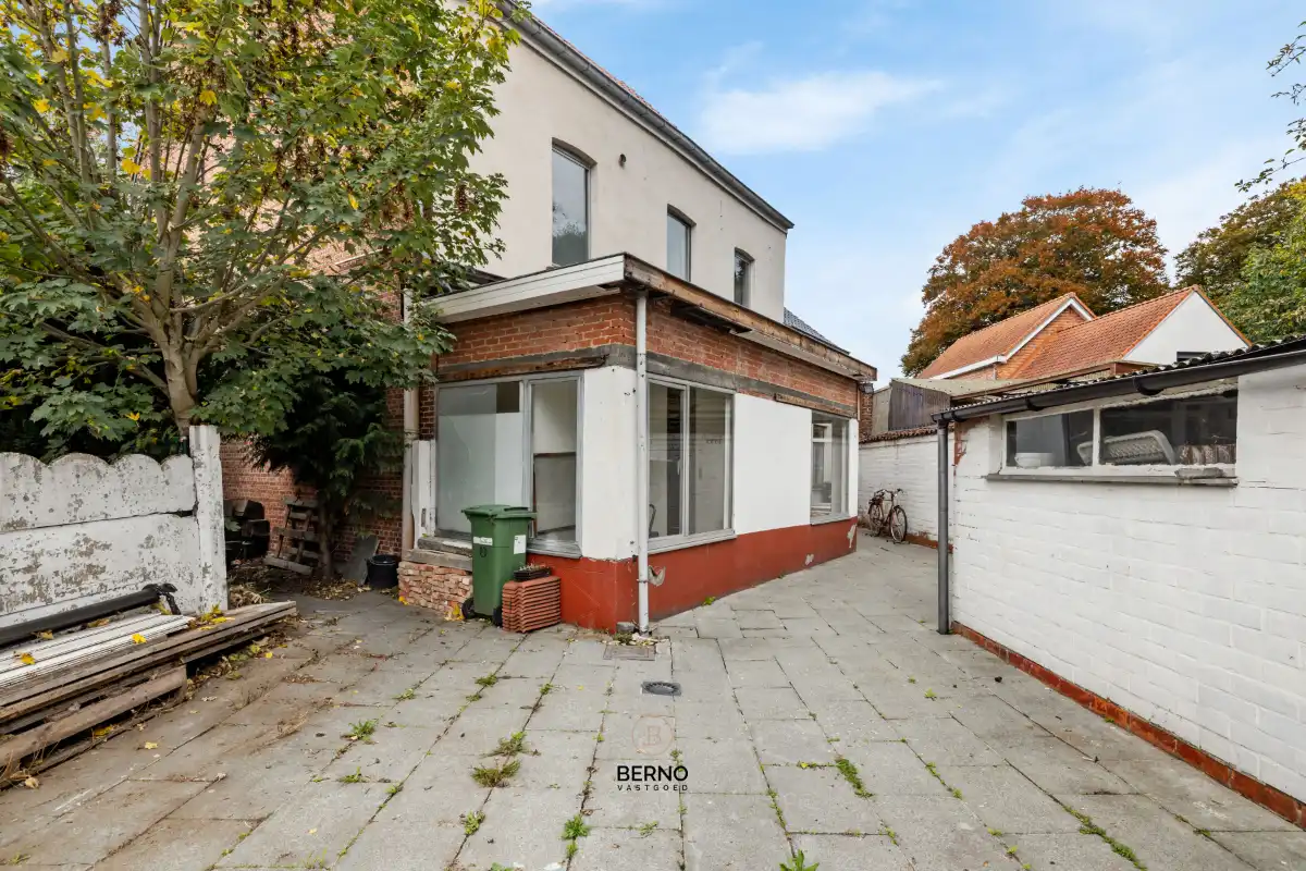 Rustig gelegen woning met 3 slaapkamers en ruime garage. foto 25