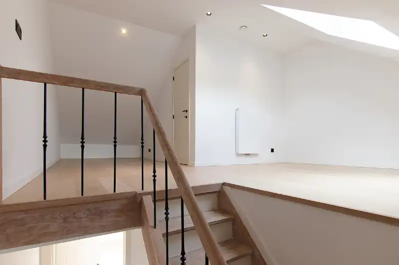 Geslaagde totaalrenovatie met 4 slaapkamers, 2 badkamers, zonnig terras, omheinde tuin en toegang achteraan foto 18