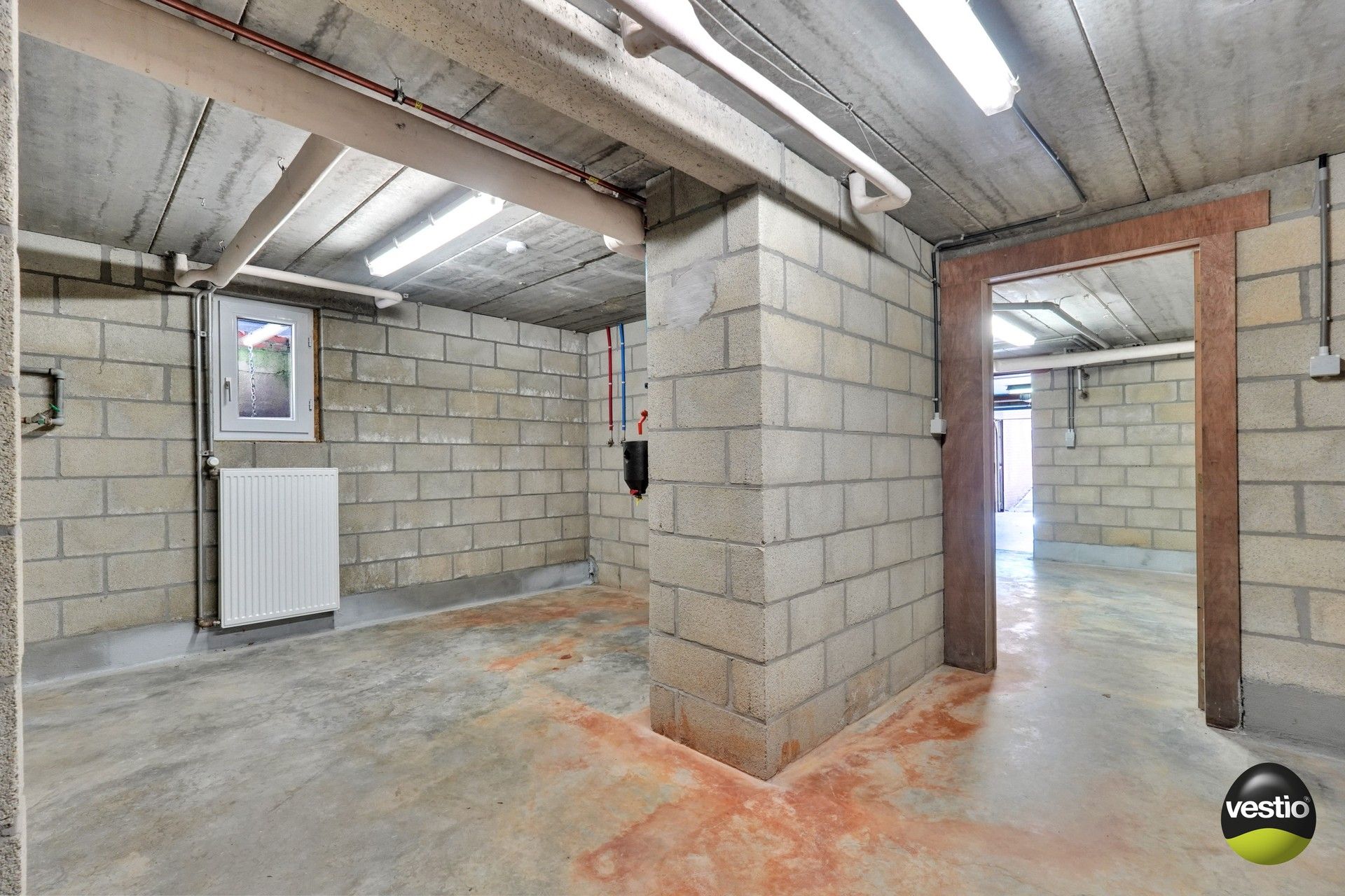 DEGELIJKE WONING MET WEILANDEN OP 1,7 HECTARE foto 41