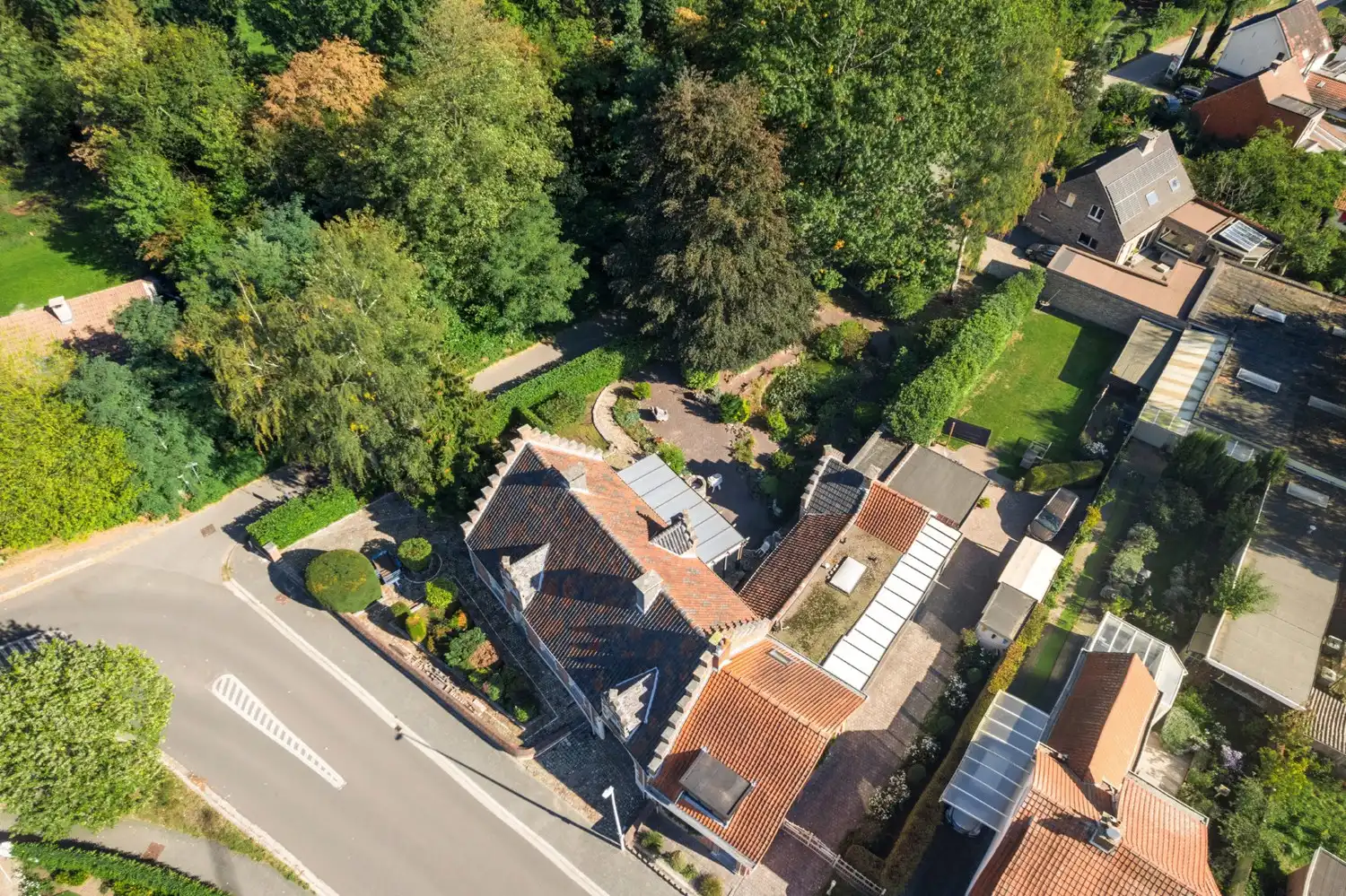 UITZONDERLIJK LANDHUIS OP PERCEEL VAN 1.194 m²! foto 26