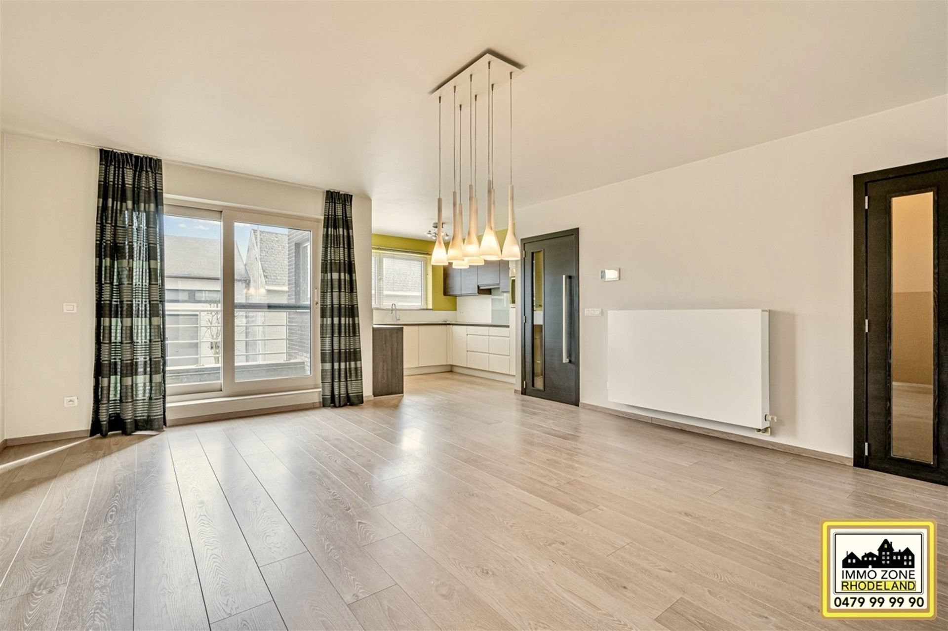 Prachtige instapklare woning met 4 slpks, garage en tuin foto 10