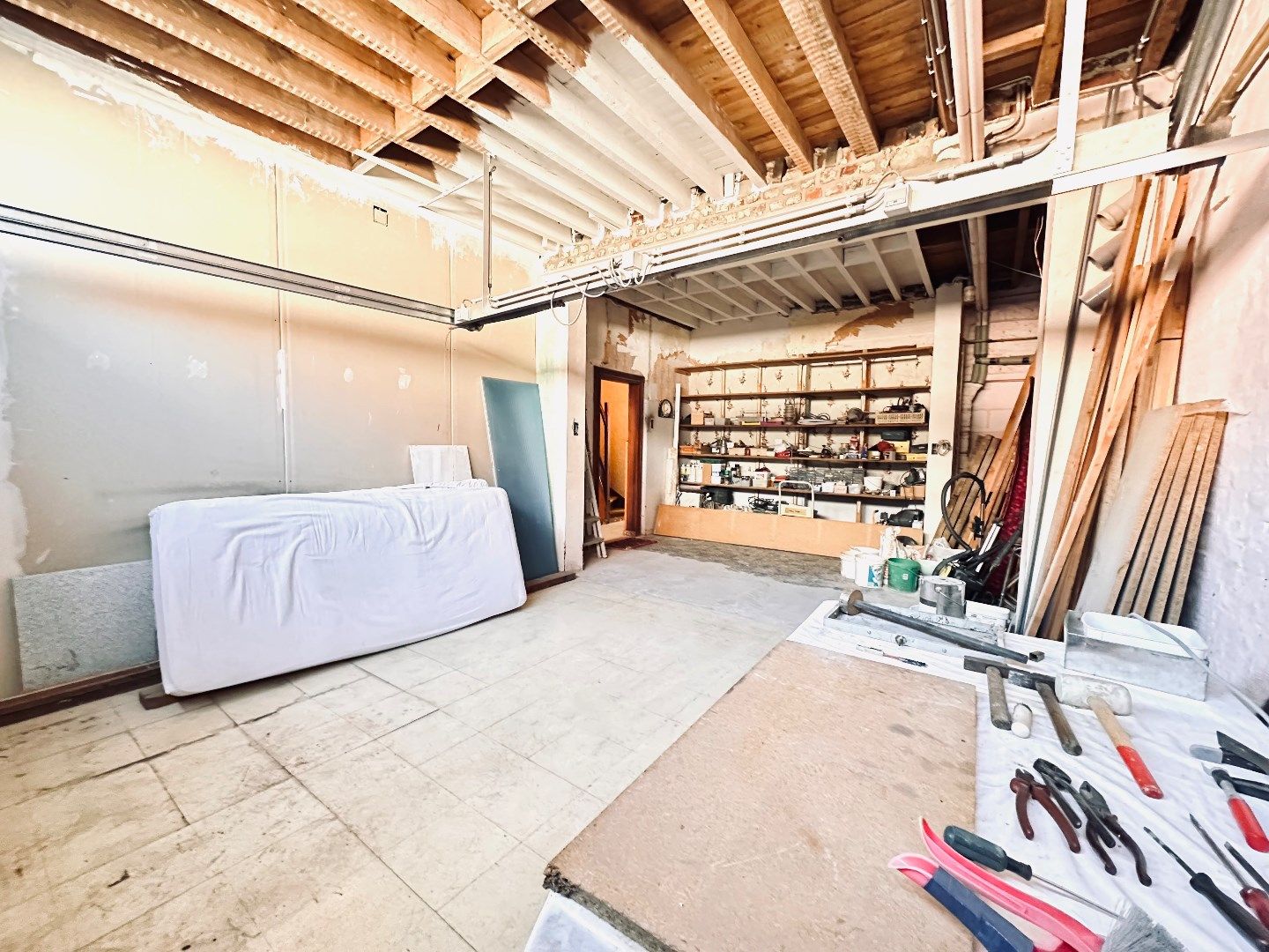 Ruime woning met grote tuin en prachtig groen uitzicht in het rustige Nerem foto 9