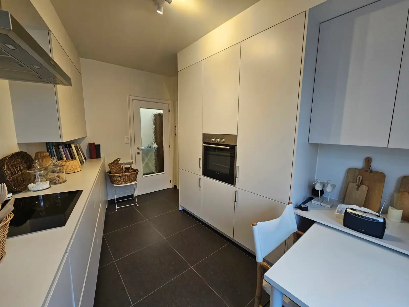Residentieel gelegen appartement met garage ! foto 14
