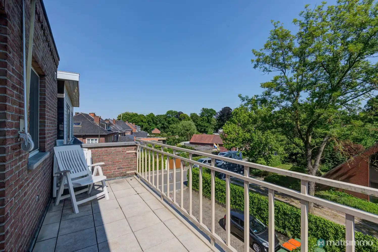 GUNSTIG GELEGEN APPARTEMENT MET 2 SLAAPKAMERS, GARAGE EN AUTOSTAANPLAATS TE BILZEN foto 11