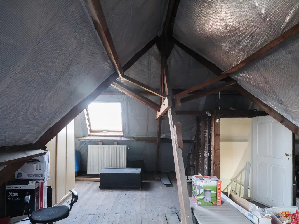 Sint-Amandsberg. Op te frissen directeurswoning met bijhorend magazijn en afzonderlijke loft op een boogscheut van het centrum van Gent. foto 12