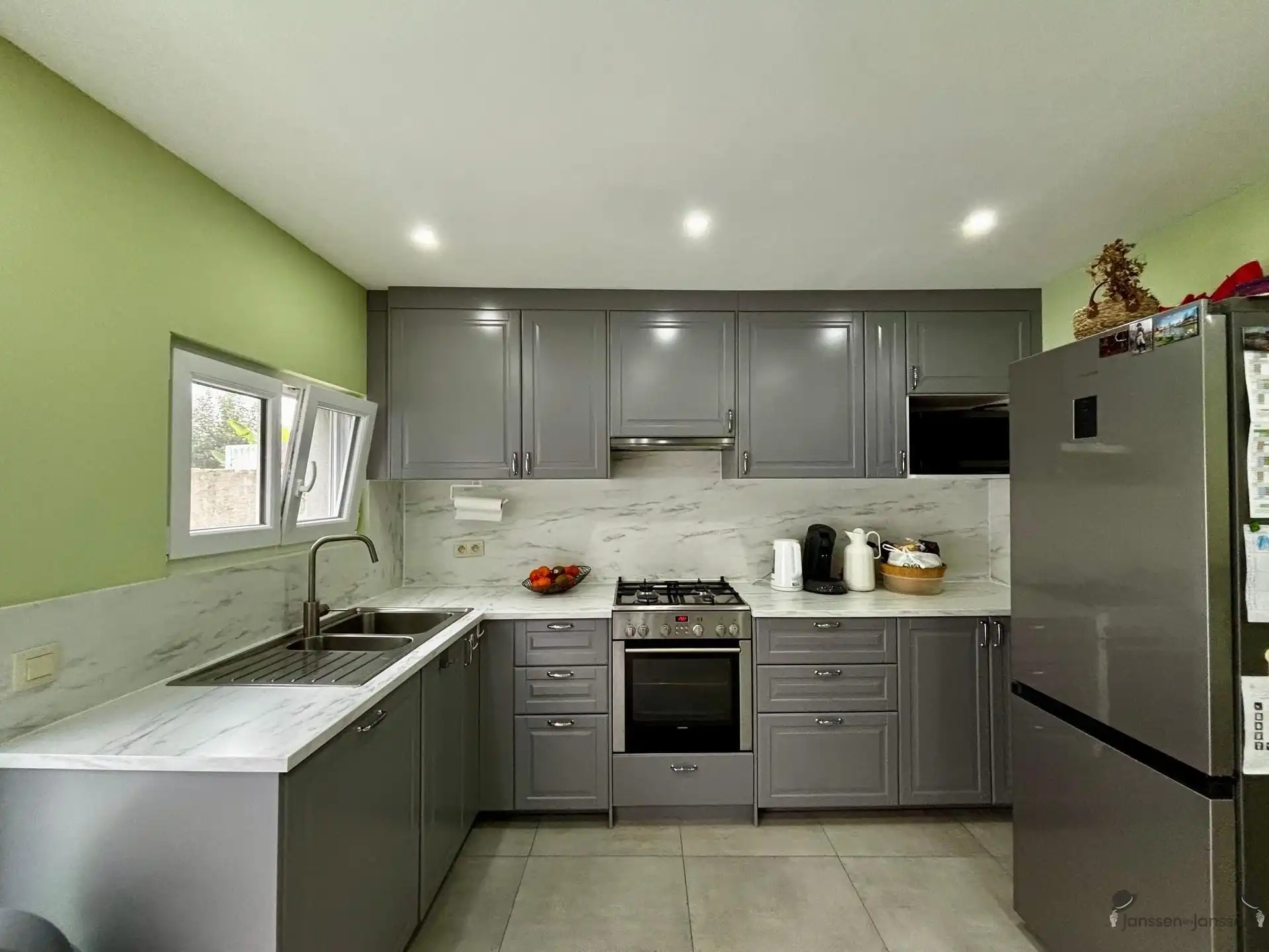 Energiezuinige rijwoning met 3 slpkmrs + tuin foto 6