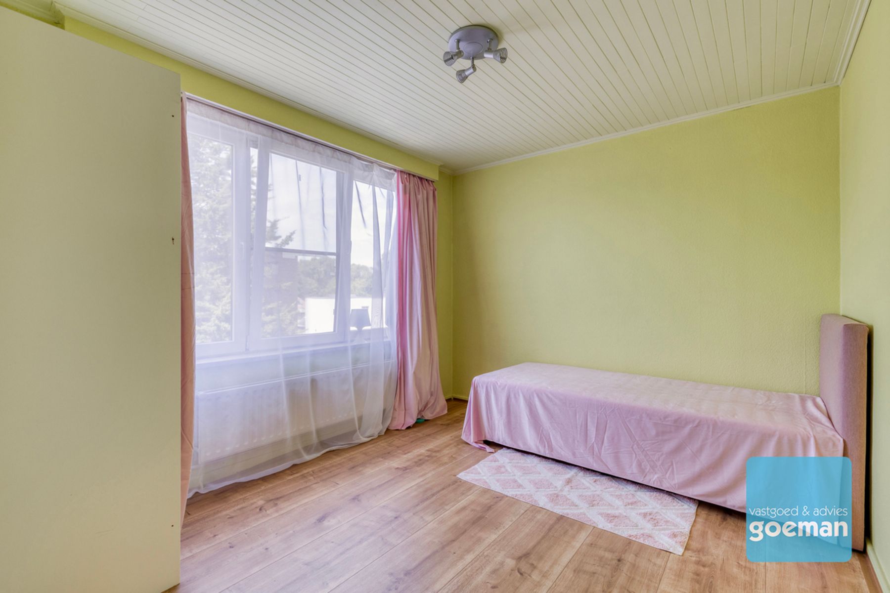 Rustig gelegen HOB met mooi uitzicht ! foto 15