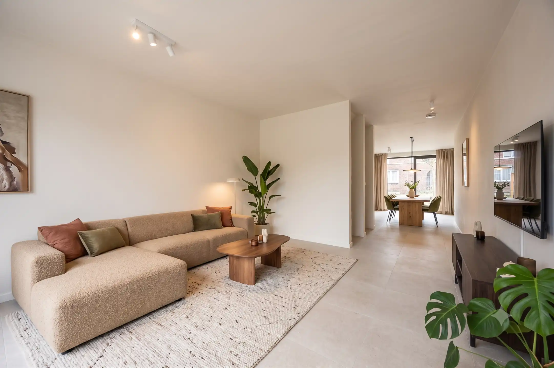 Nieuwbouwwoning met 4 slpks en tuin nabij Nieuwe Kaai. foto 4