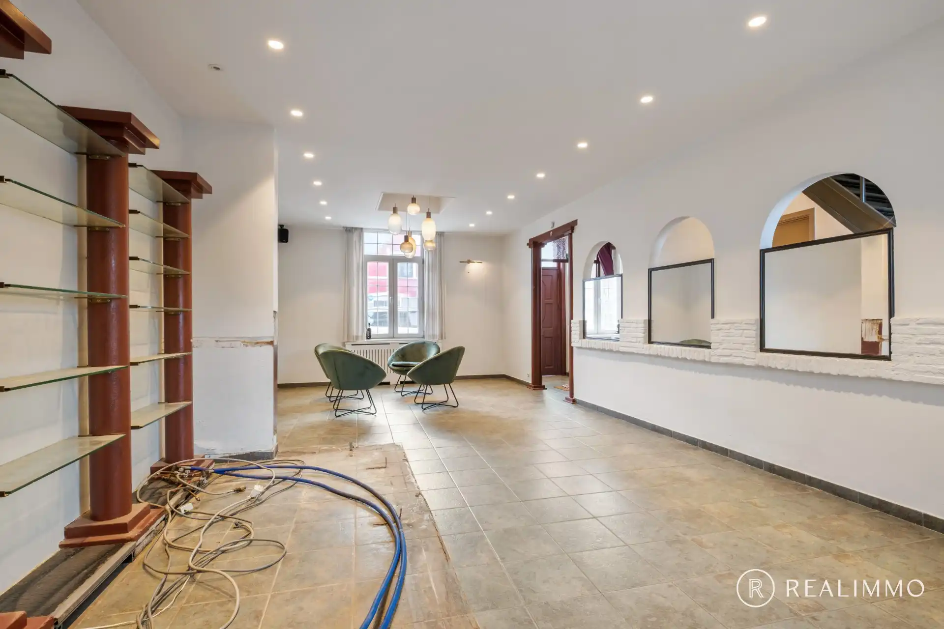 Uniek handelspand met ruim appartement – Gentseweg 556, Waregem (Sint-Eloois-Vijve) foto 6