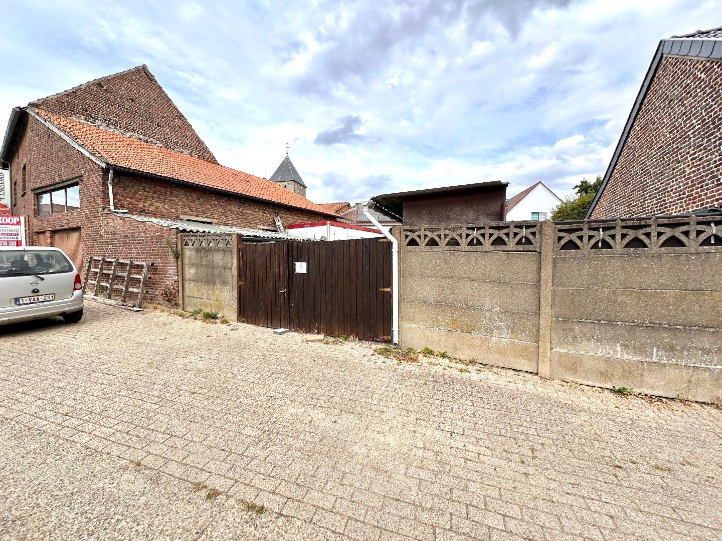 Ruim handelspand (café-restaurant) met terras, woonmogelijkheid en garage in Rutten (Tongeren) foto 11