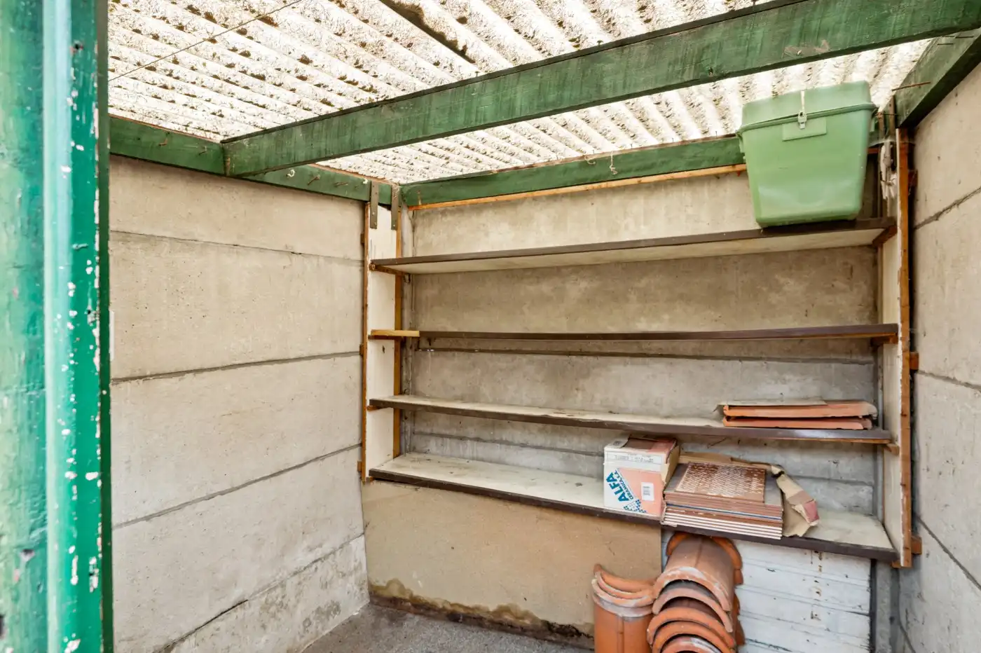 Te renoveren woning met 2 slpk. en tuin foto 26