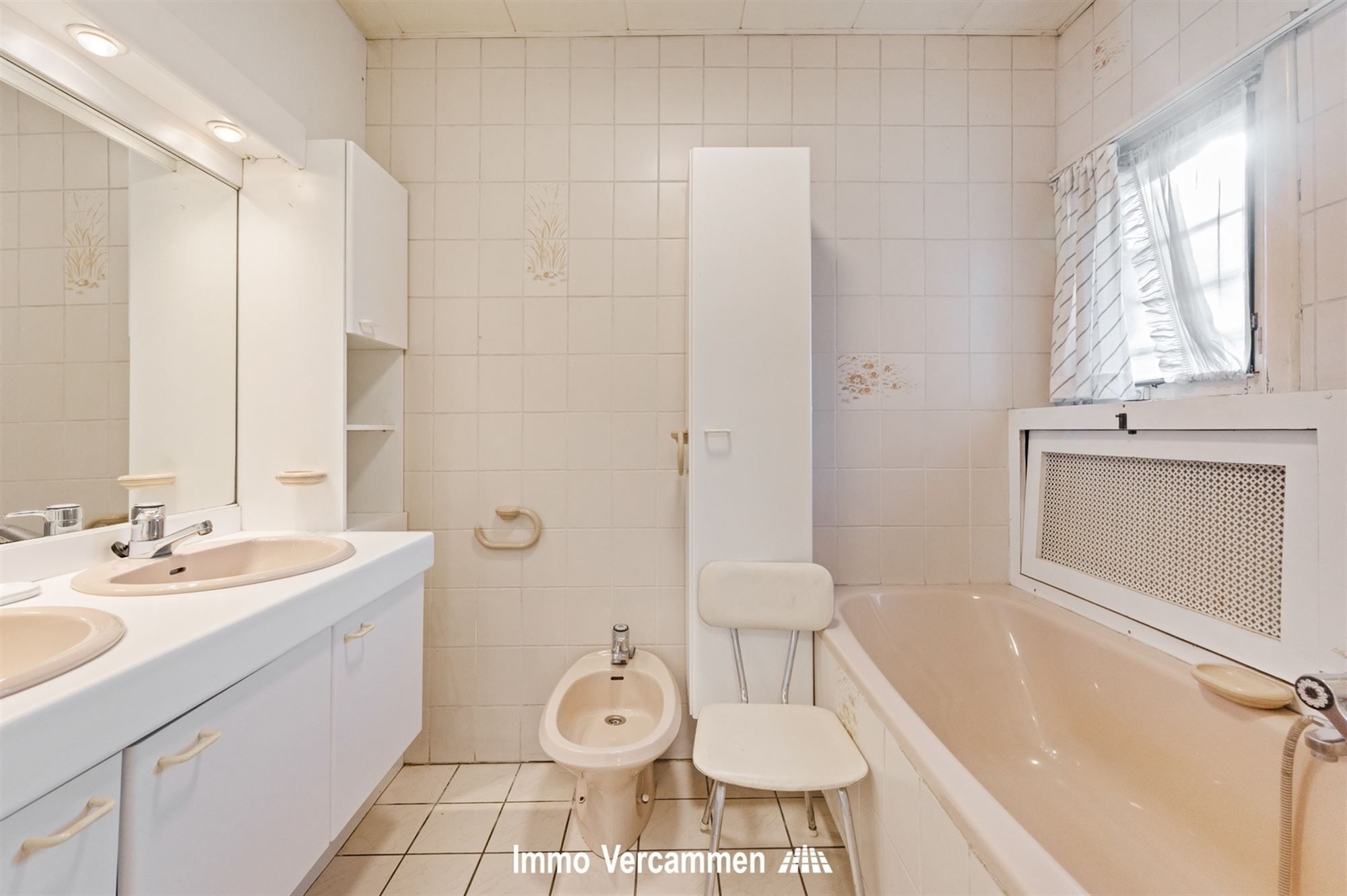 Verrassend ruime woning te Duffel foto 6