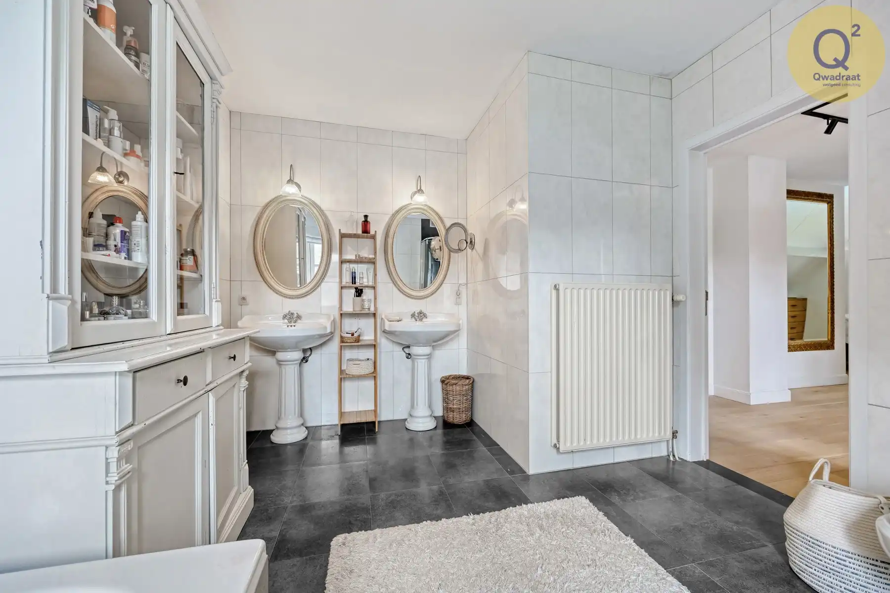 Rustig gelegen villa van met zwembad en poolhouse  foto 53