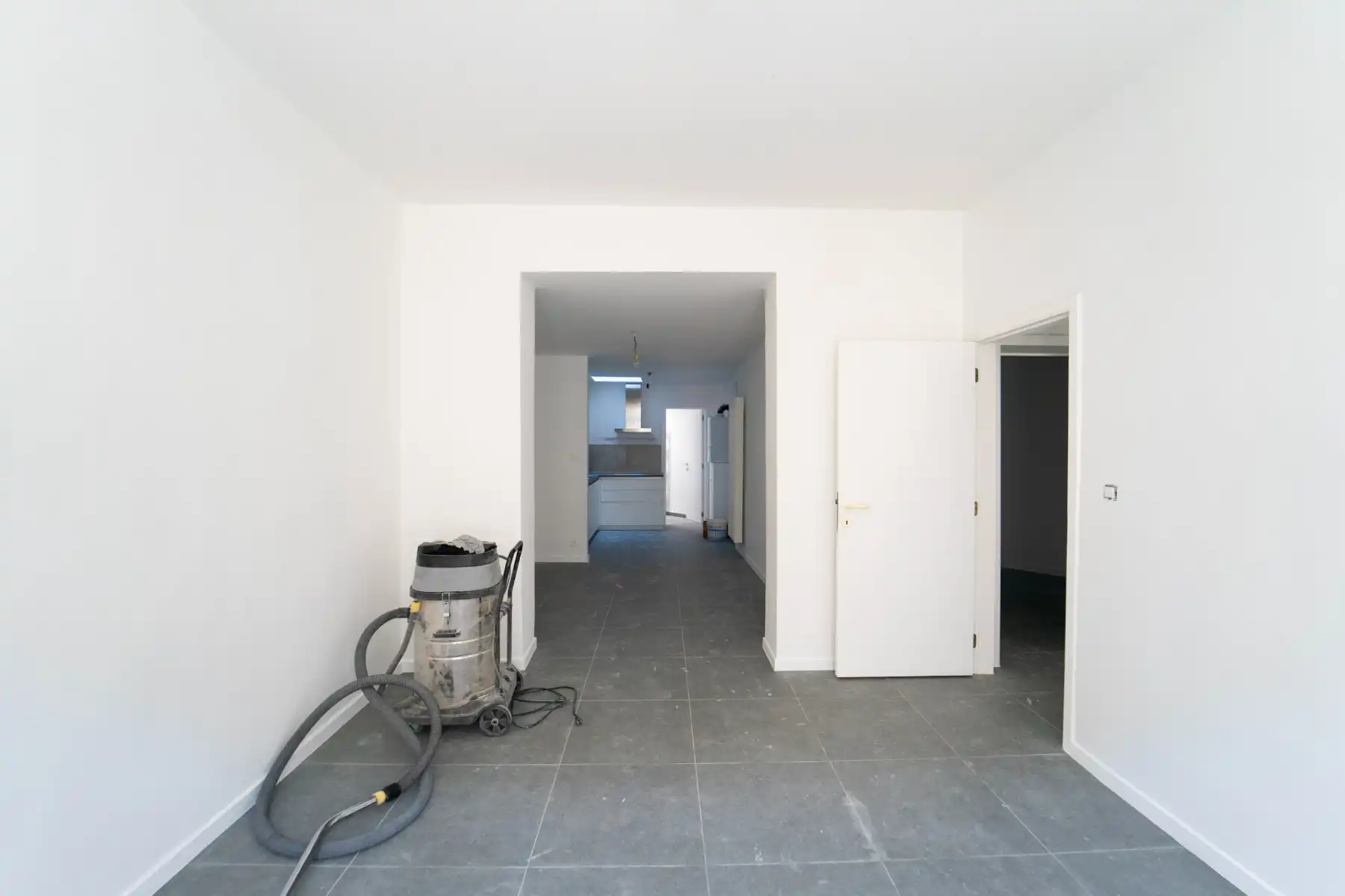 Gelijkvloers- appartement aan de rand van Gent (Sint-Amandsberg) foto 2