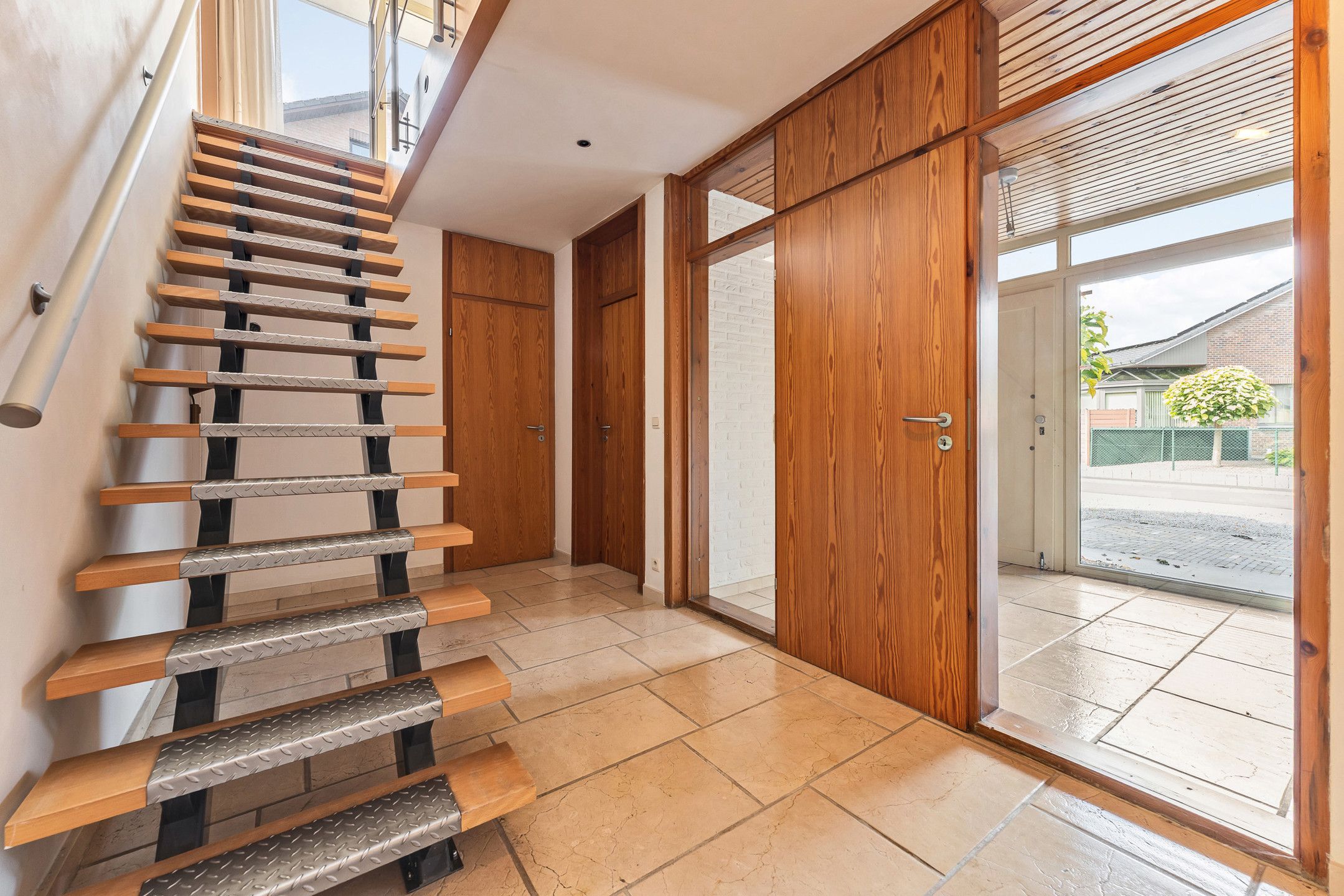 Vrijstaande woning met praktijkruimte te Zichen foto 5